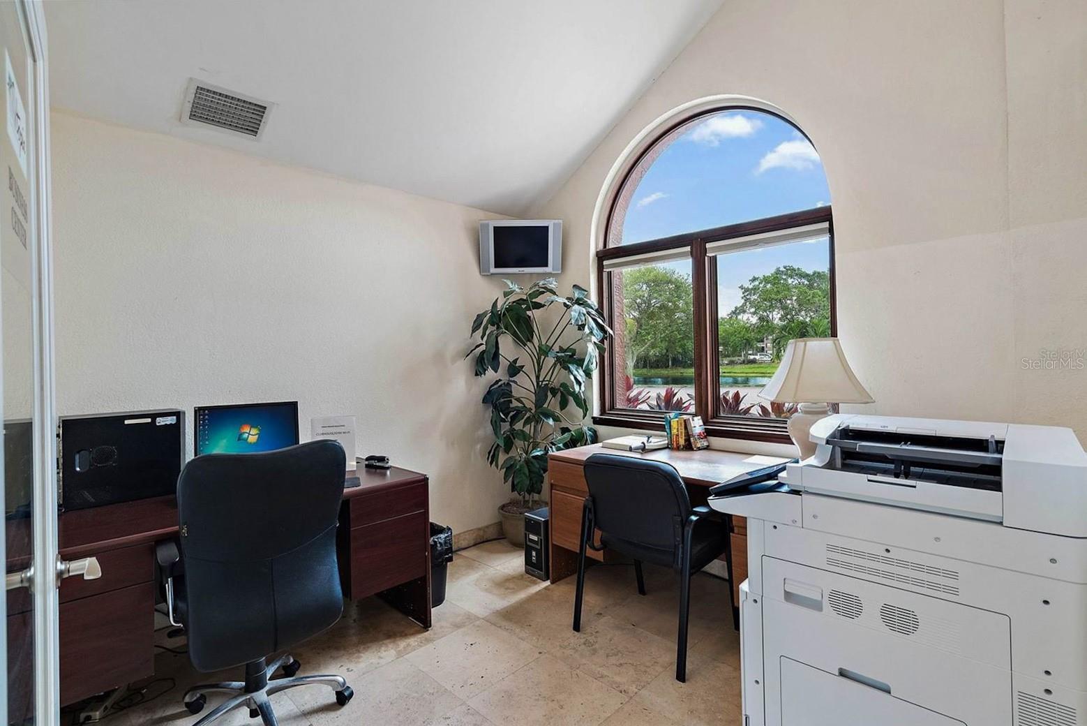 ITOPIA PRIVATE RESIDENCES CONDO - Residential Lease