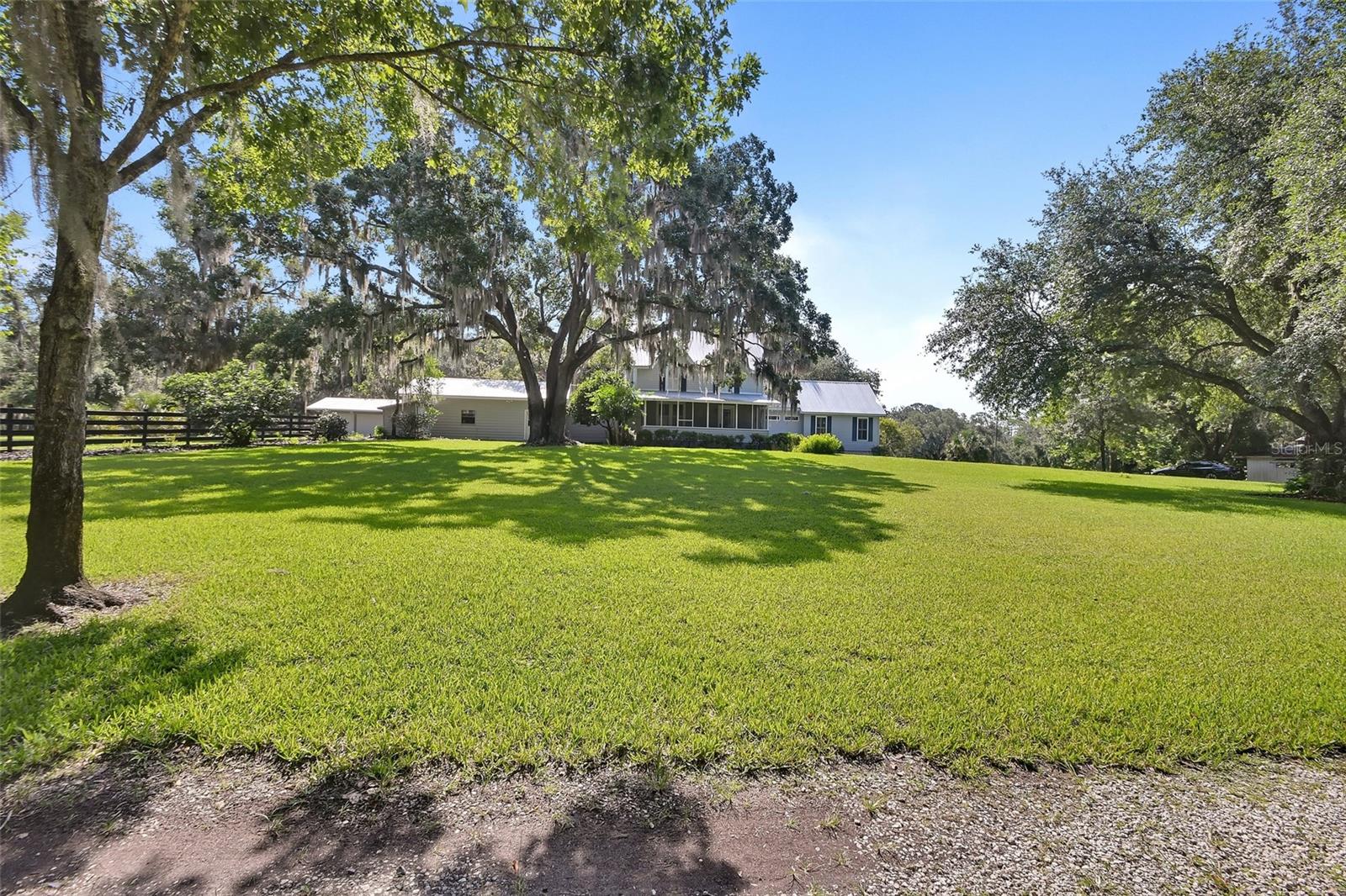 ACREAGE IN 8104 - Residential