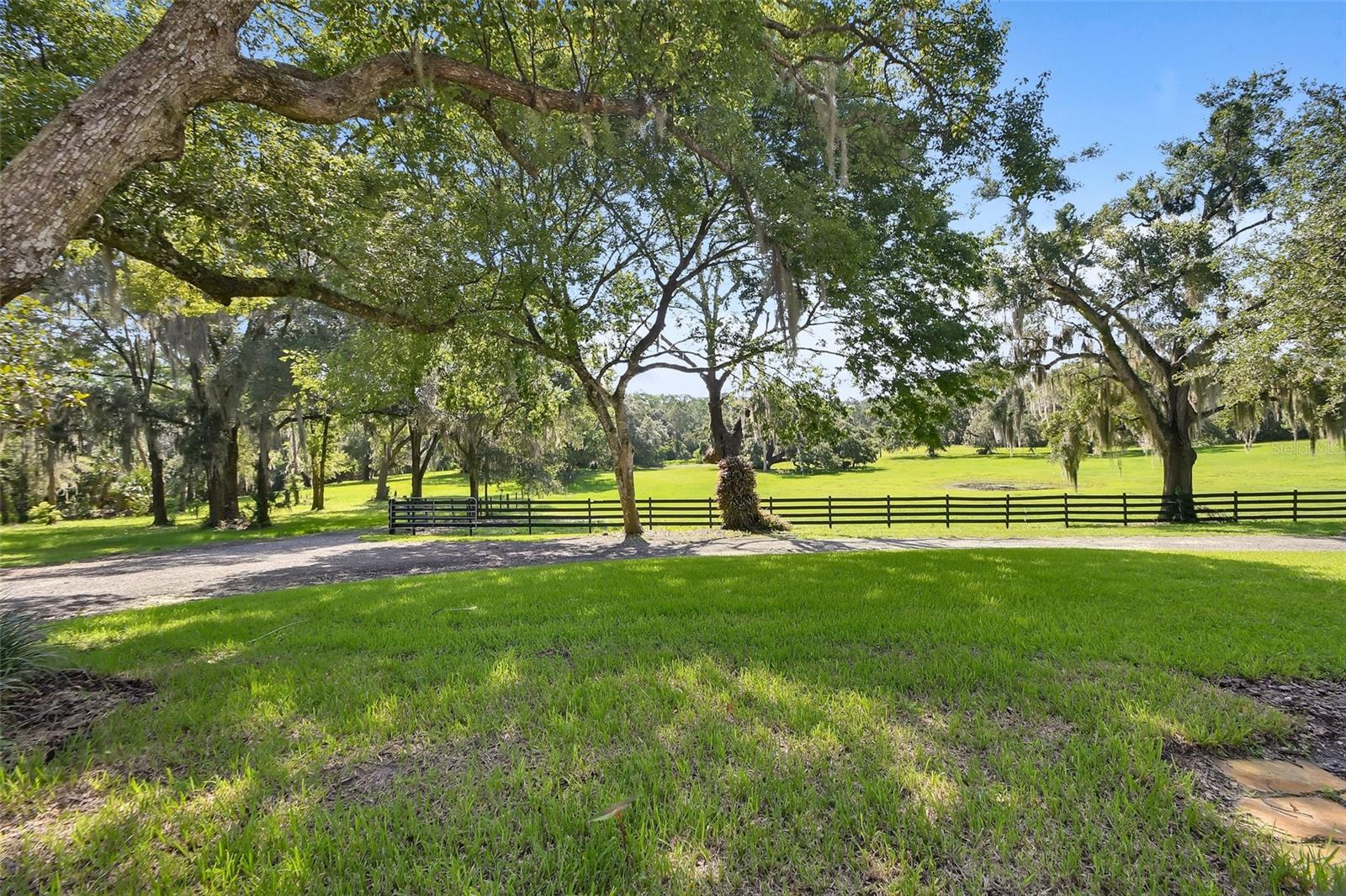 ACREAGE IN 8104 - Residential
