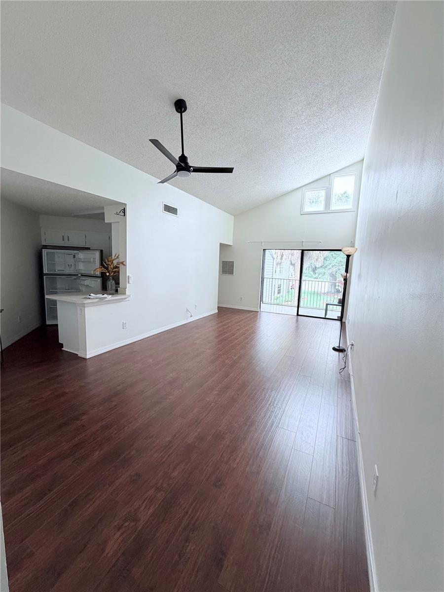 SOUTHPOINTE CONDO - Residential Lease