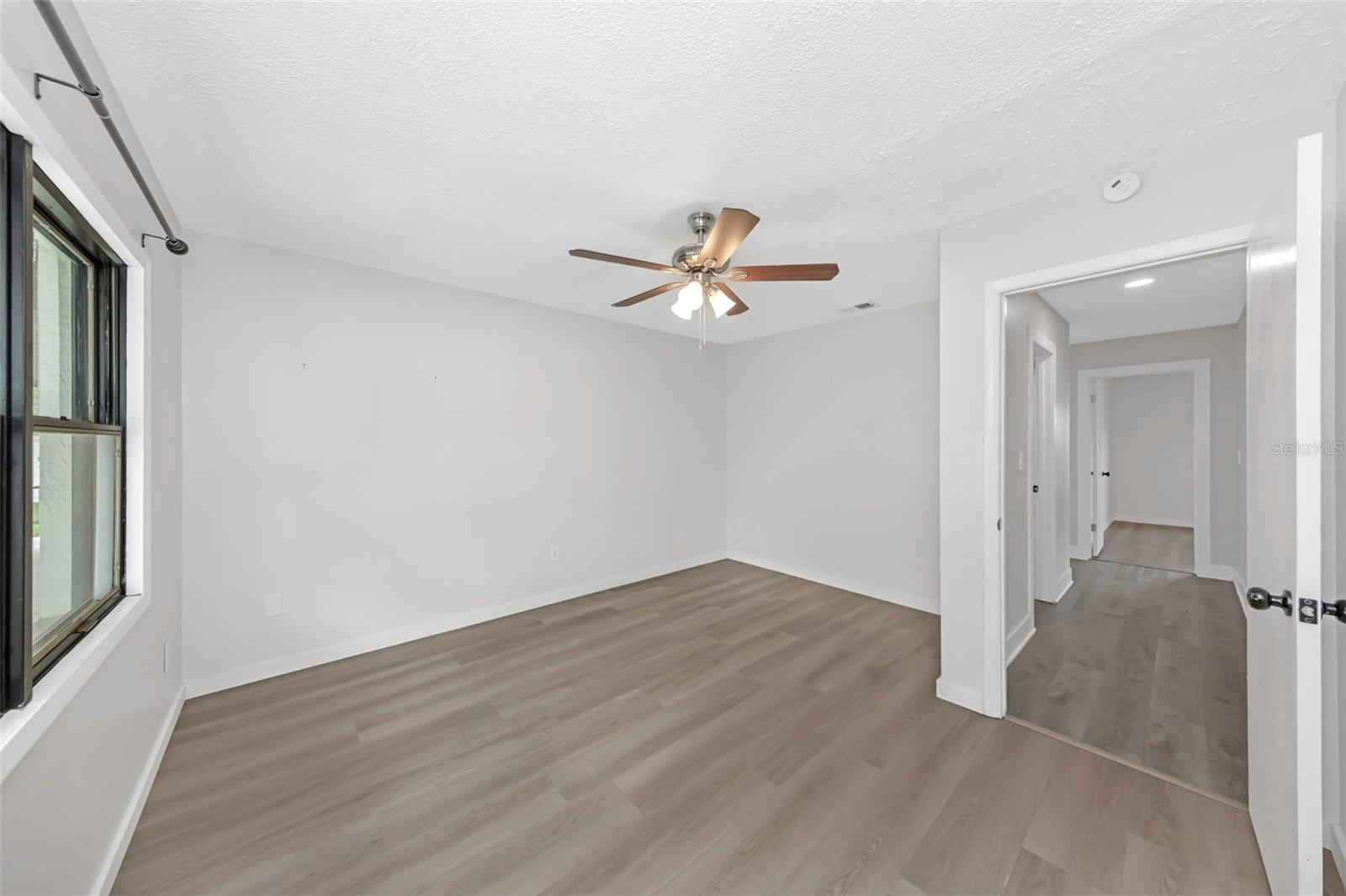 LAKE PADGETT ESTATES - Residential Lease