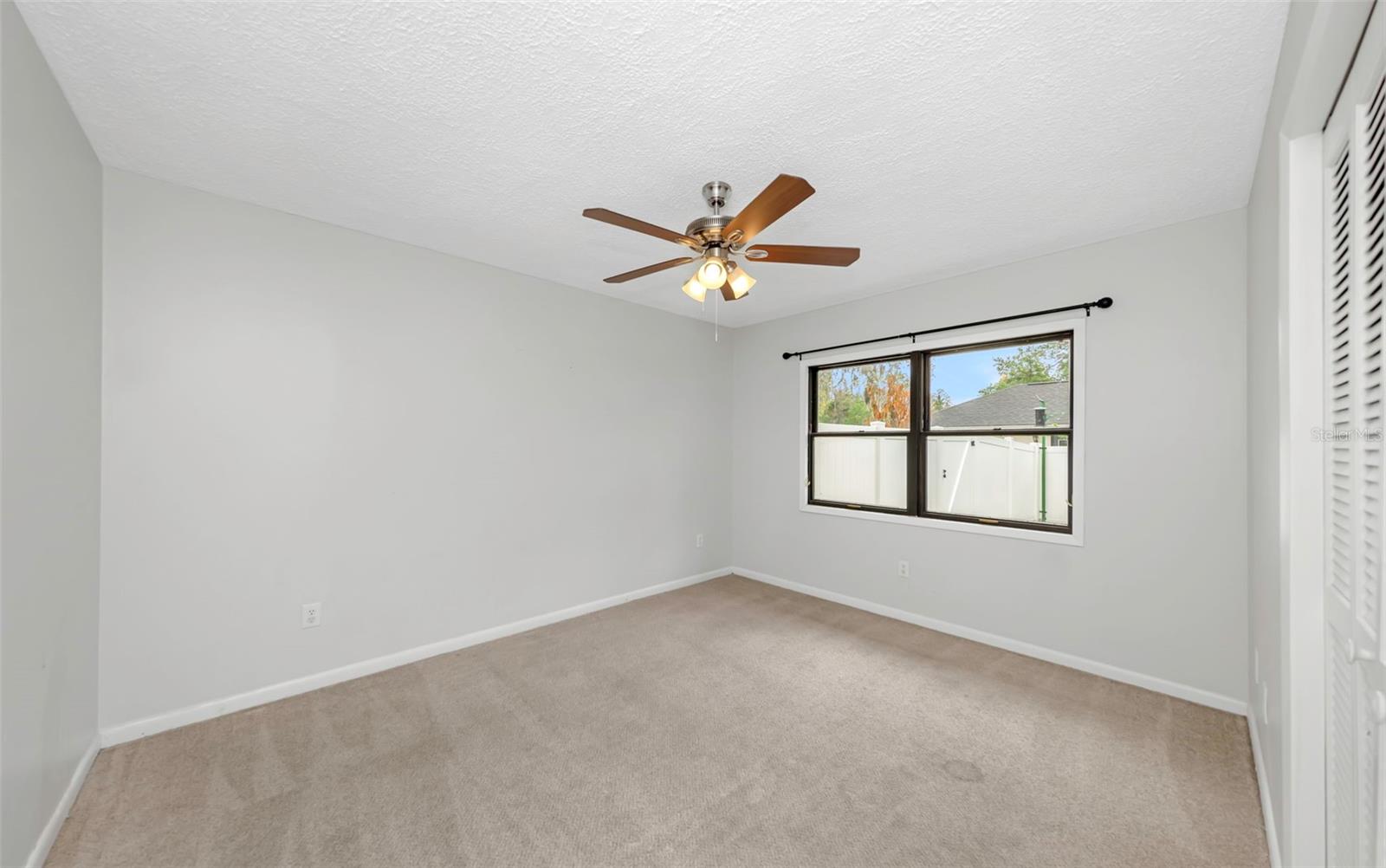 LAKE PADGETT ESTATES - Residential Lease
