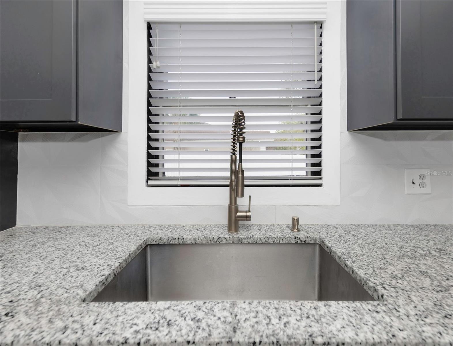 LAKE PADGETT ESTATES - Residential Lease