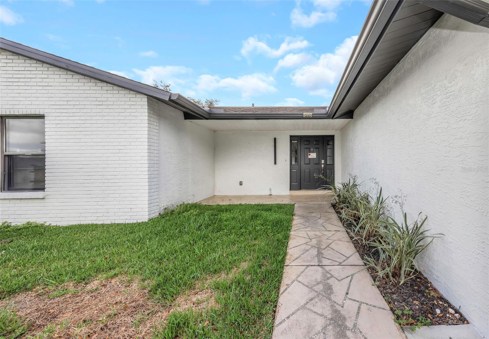 LAKE PADGETT ESTATES - Residential Lease