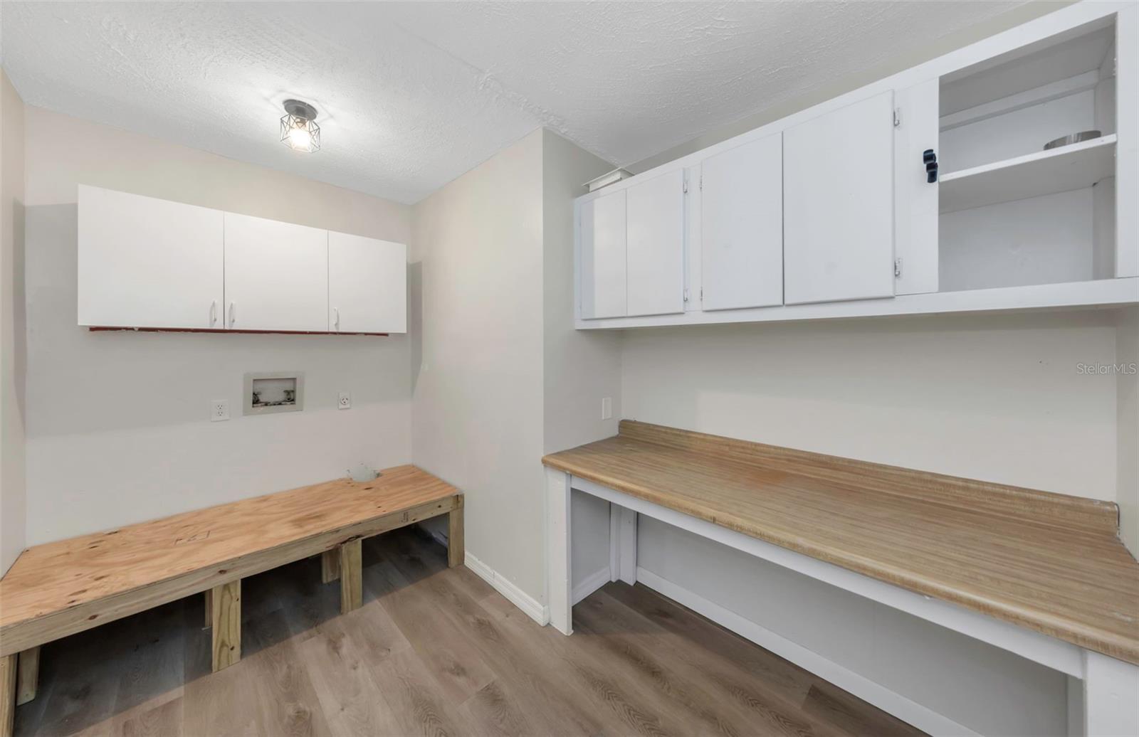 LAKE PADGETT ESTATES - Residential Lease