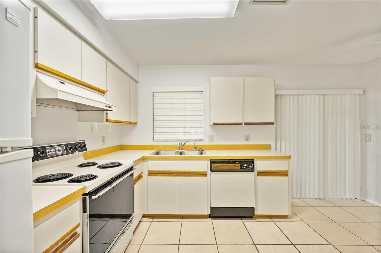LAKEBRIDGE PH 1 - Residential