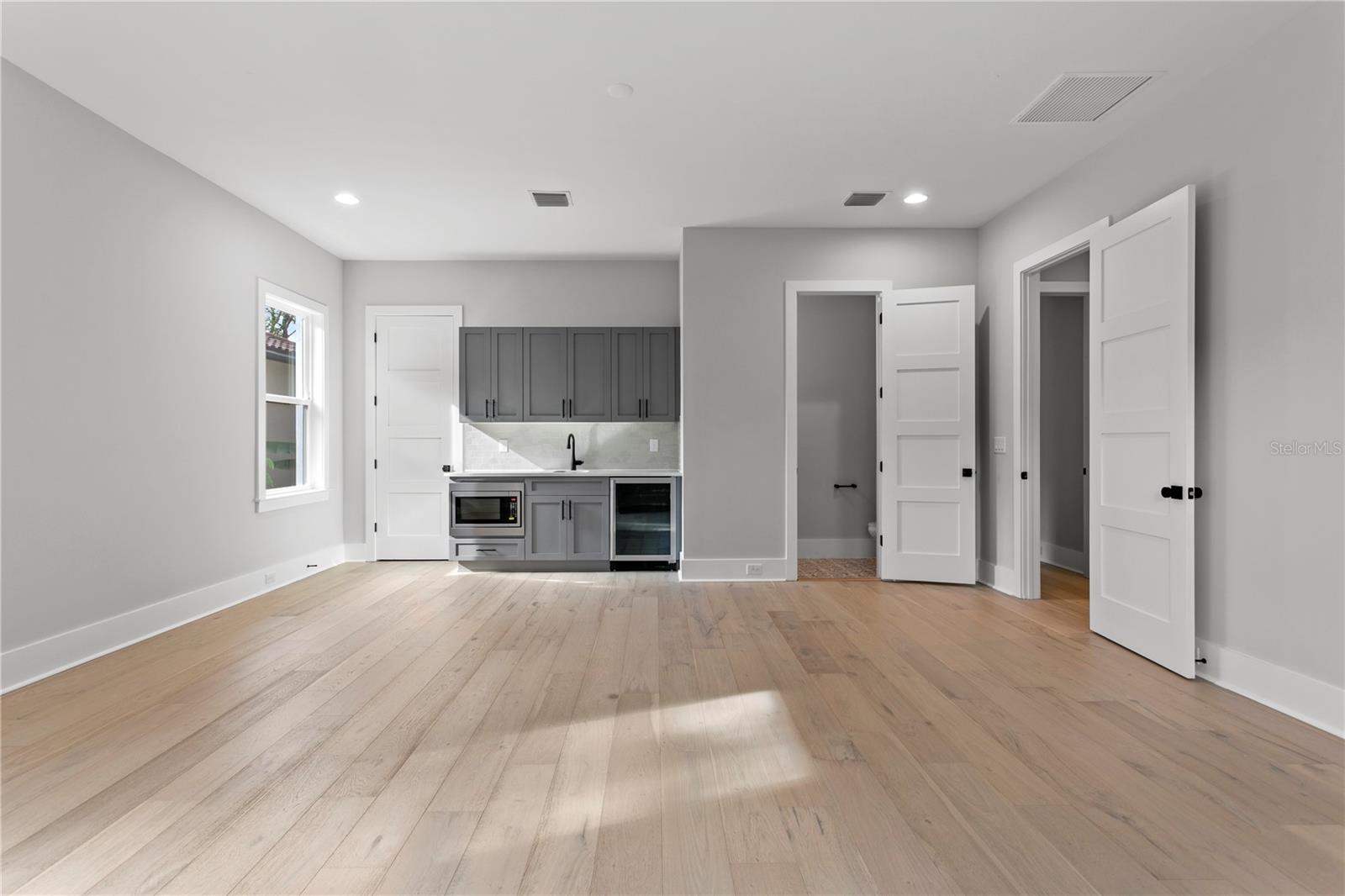 SOUTHLAND SUB OF LT 3 - Residential