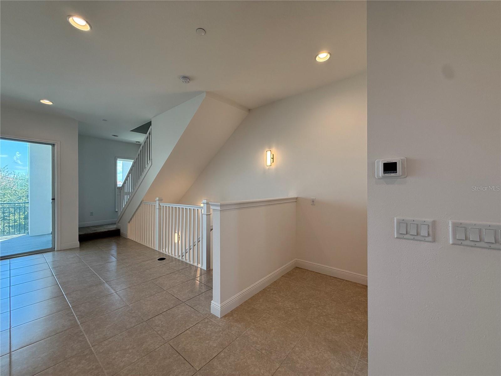 EAGLE CREEK - Residential Lease
