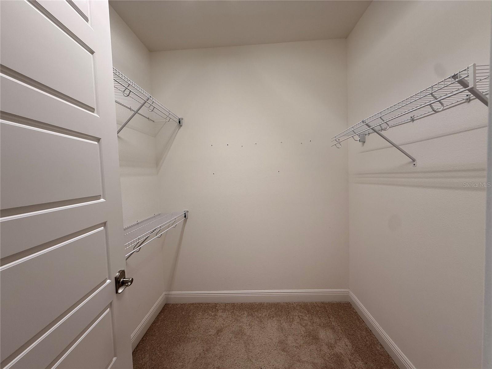 EAGLE CREEK - Residential Lease