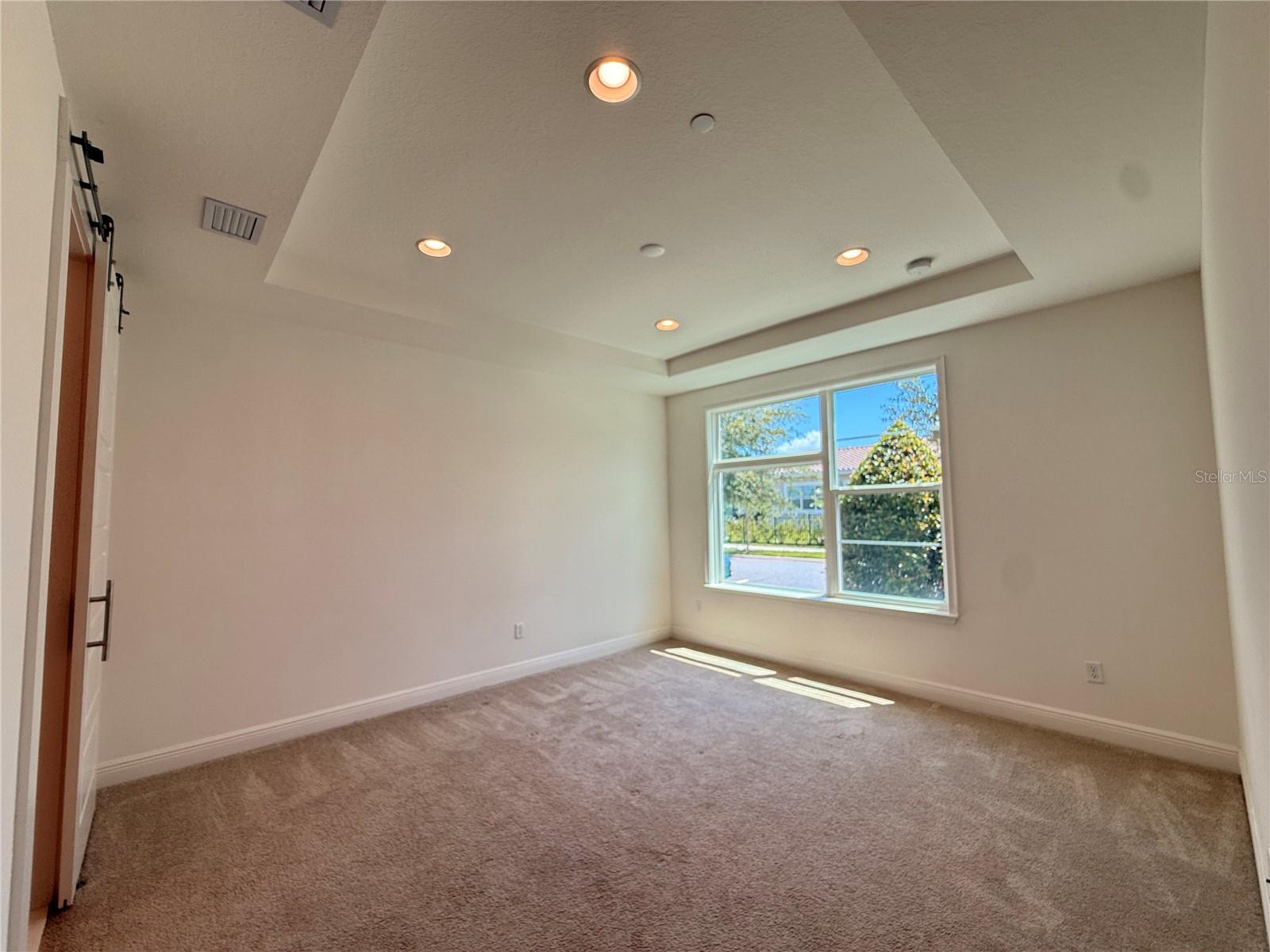 EAGLE CREEK - Residential Lease