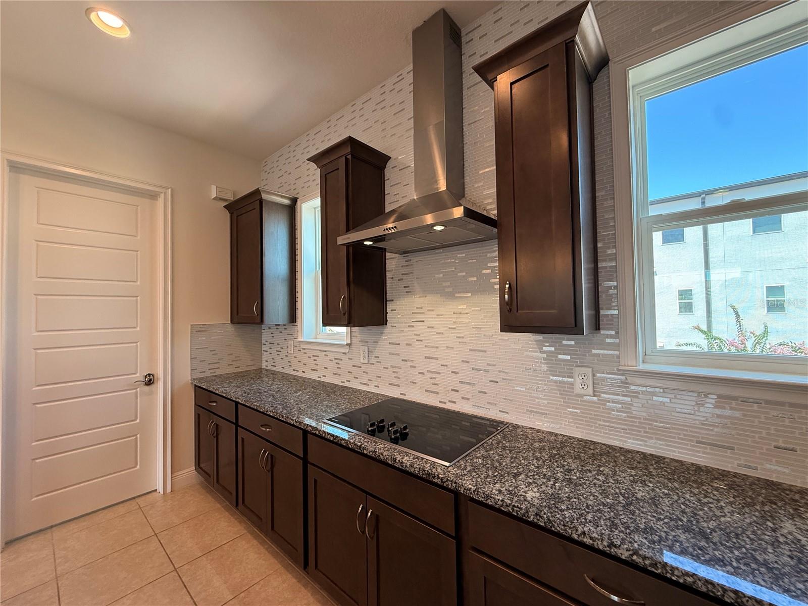 EAGLE CREEK - Residential Lease