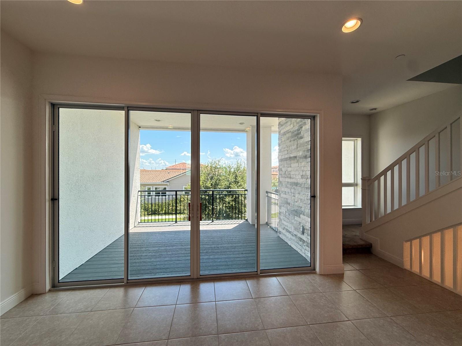 EAGLE CREEK - Residential Lease