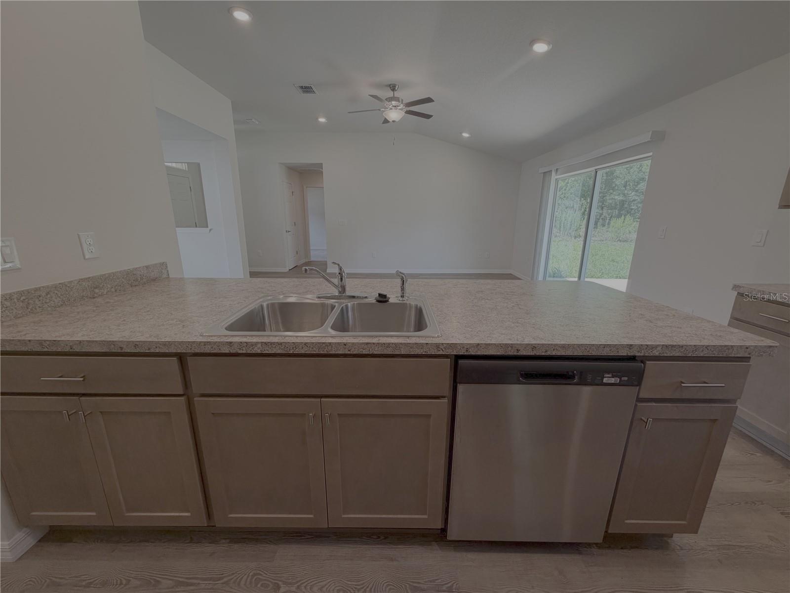 MARION OAKS UN TWELVE - Residential Lease