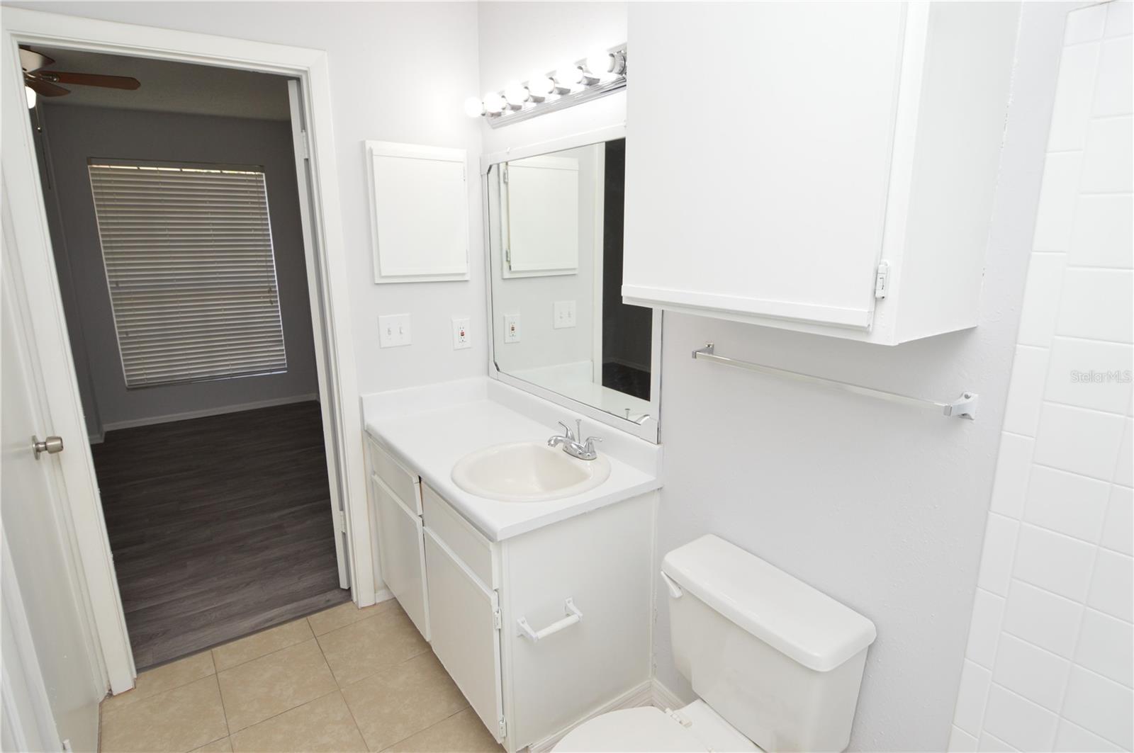 THE GRAND RESERVE CONDO - Residential Lease