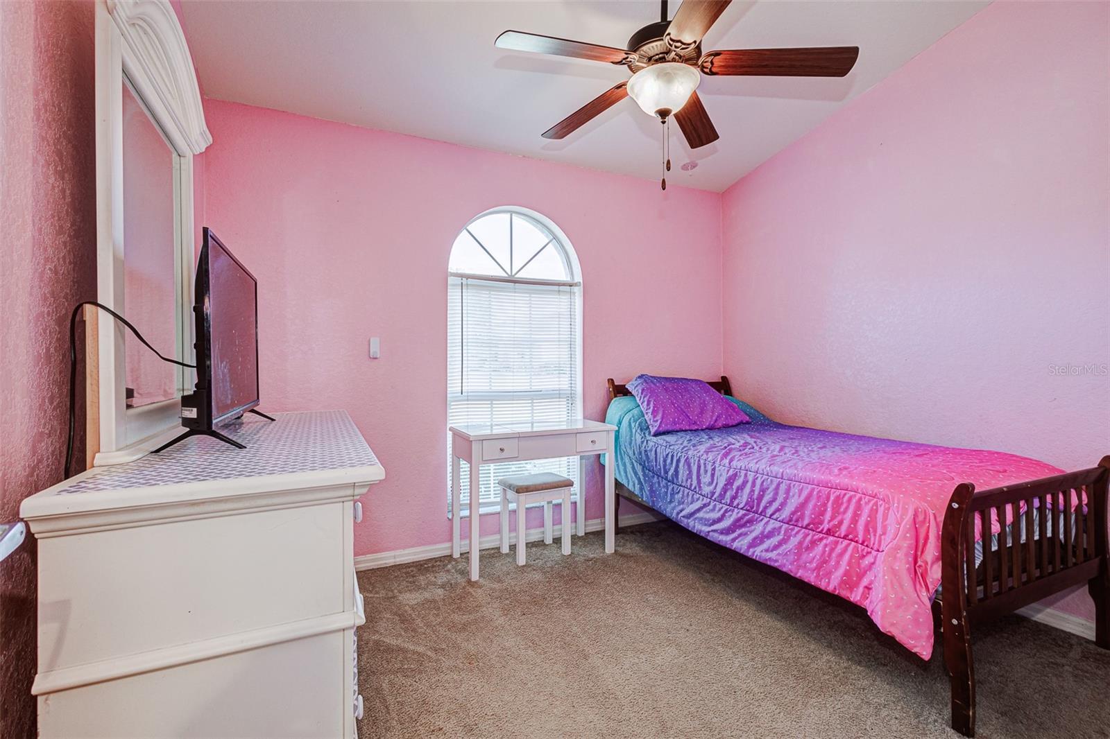 WIND MEADOWS - Residential