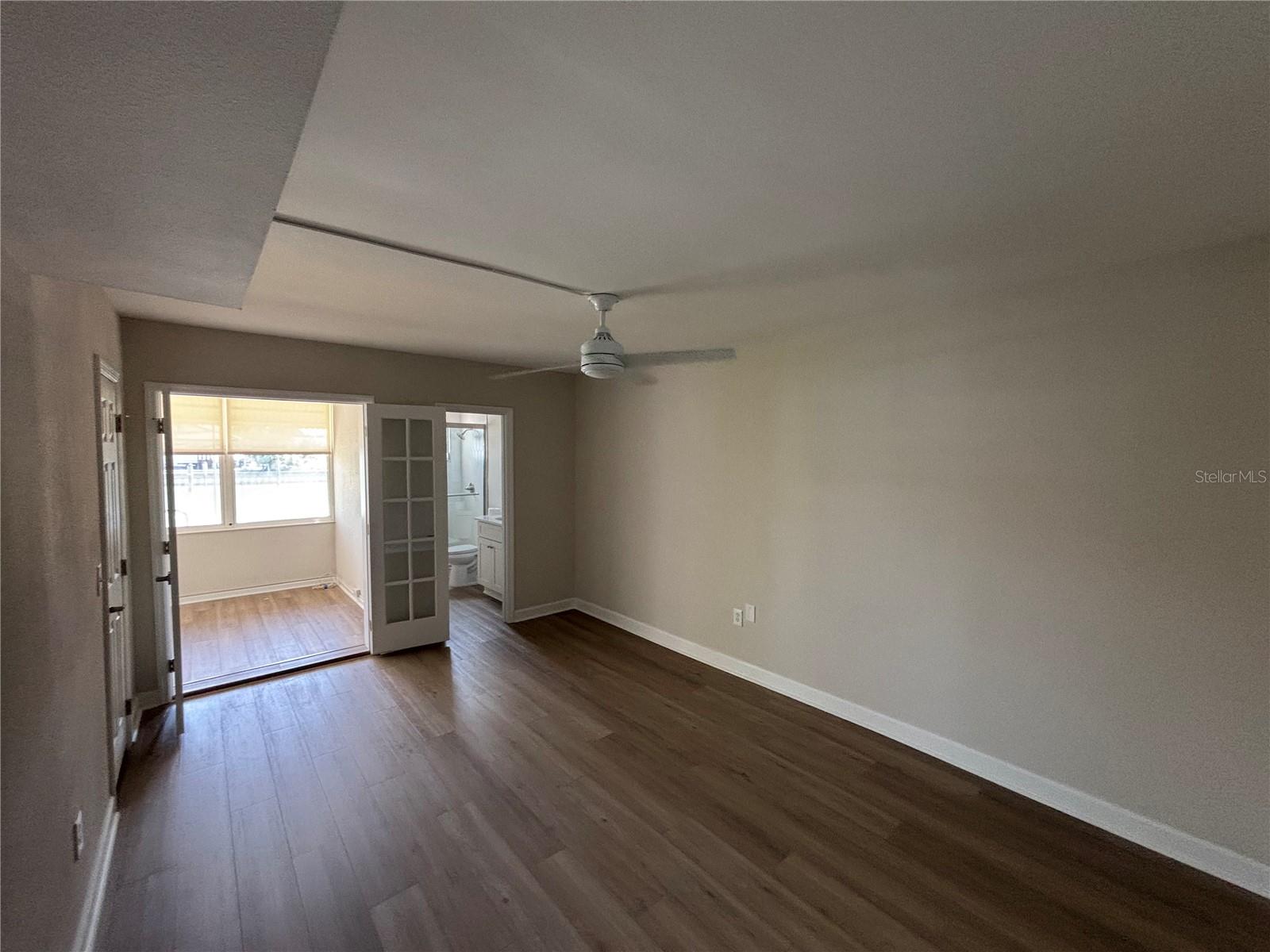 SHORE PLAZA BLDG - Residential