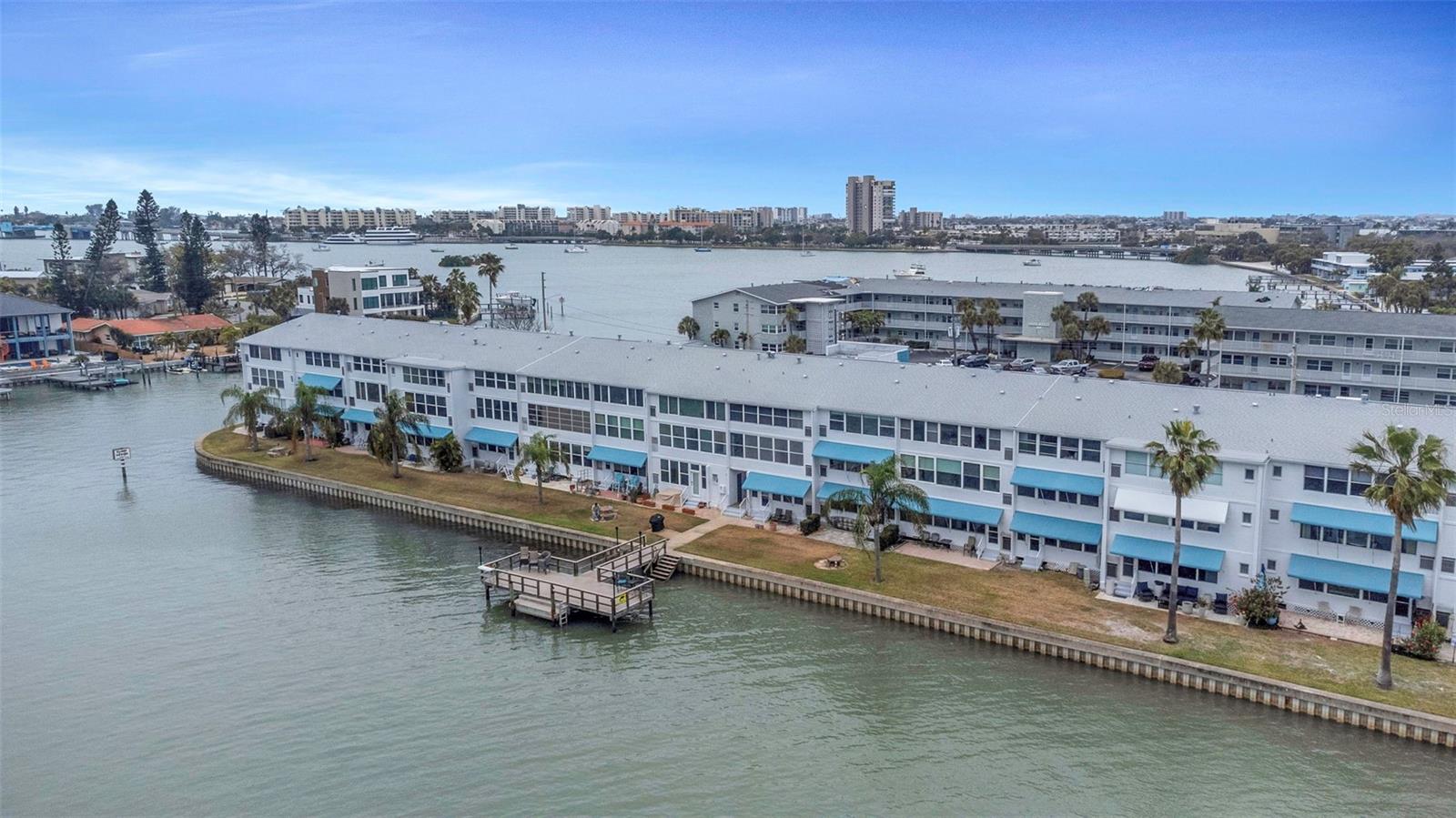 SHORE PLAZA BLDG - Residential