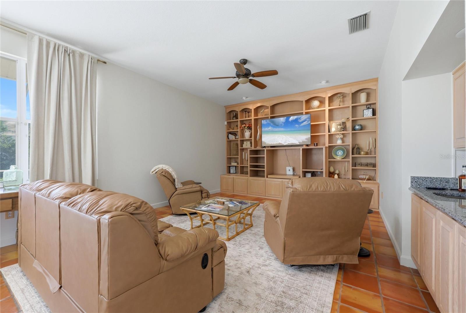 CAPE HAZE WINDWARD - Residential