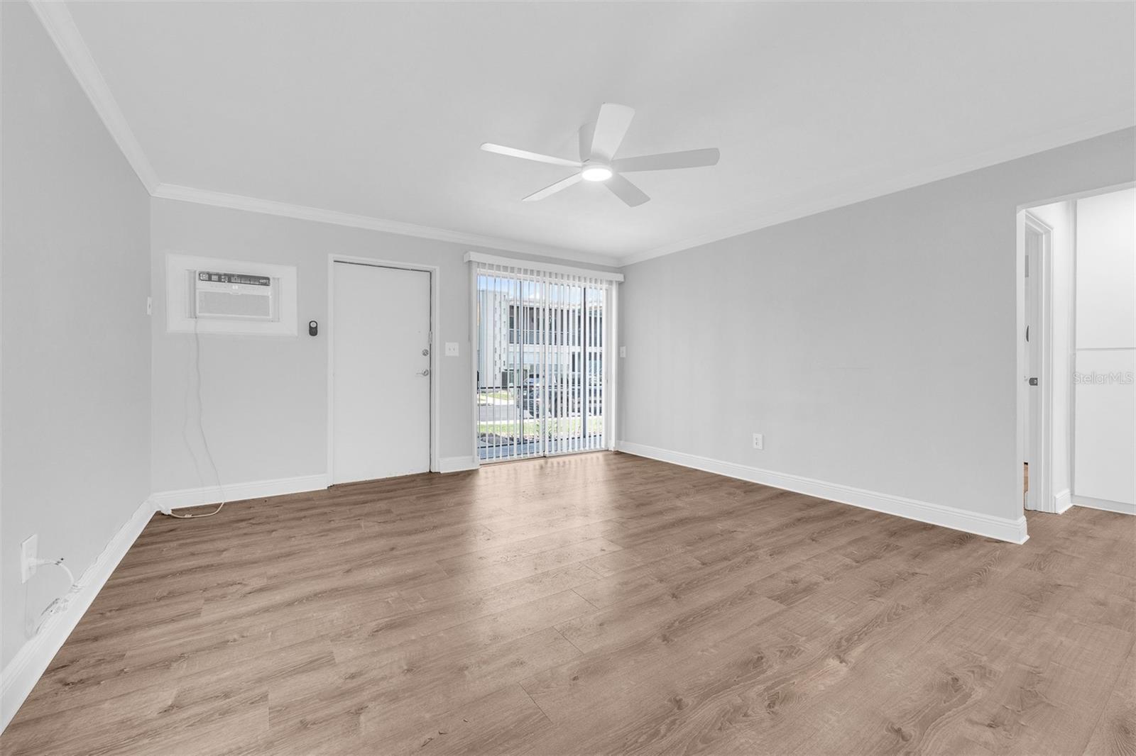 LAKE KILLARNEY CONDOMINIUM ASSN INC. - Residential