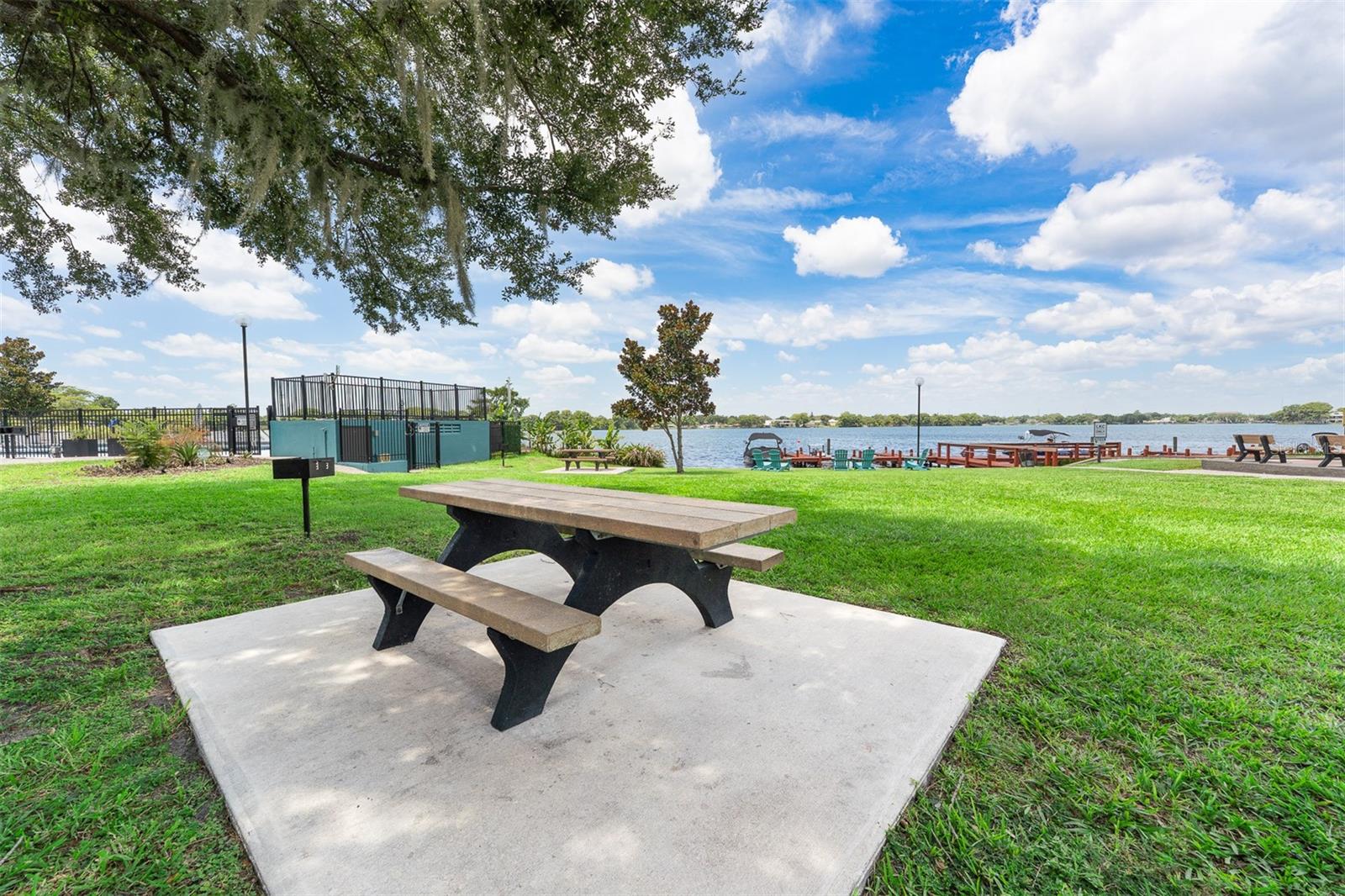 LAKE KILLARNEY CONDOMINIUM ASSN INC. - Residential