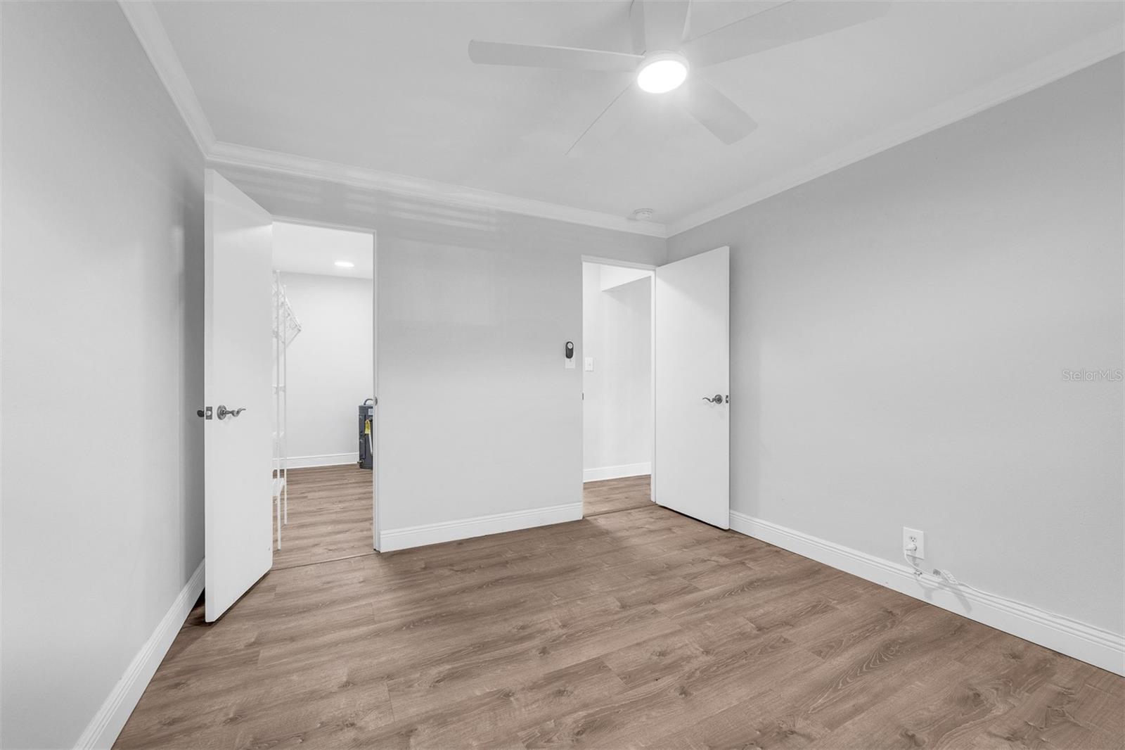LAKE KILLARNEY CONDOMINIUM ASSN INC. - Residential