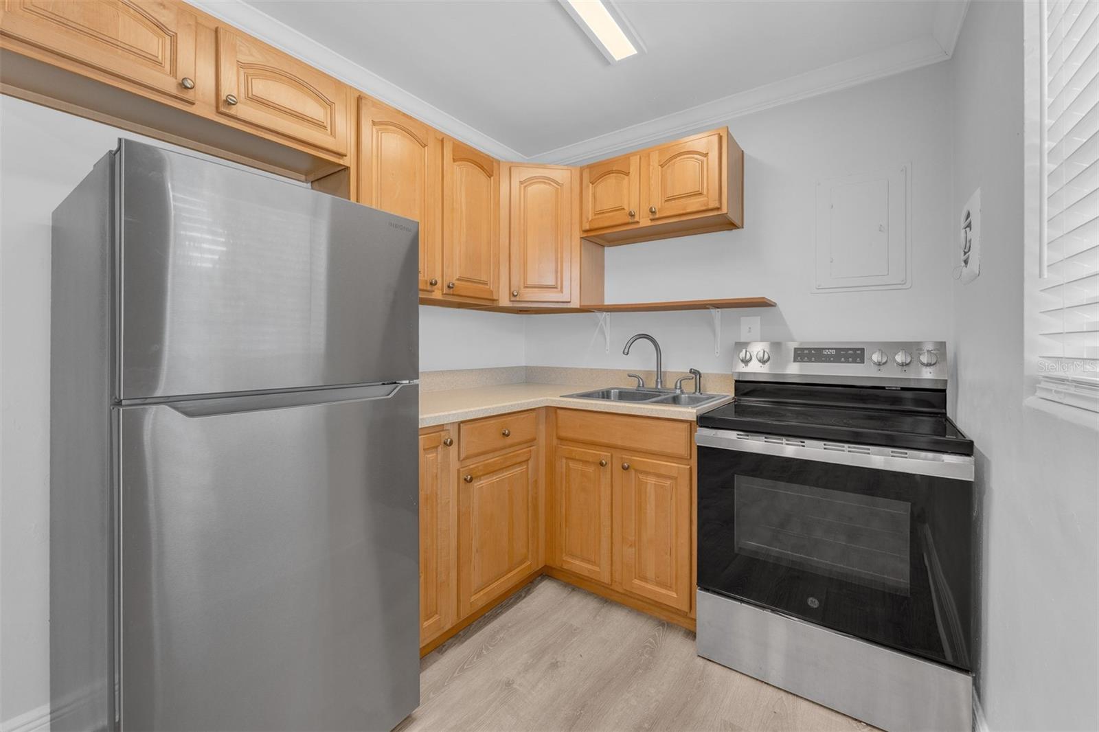 LAKE KILLARNEY CONDOMINIUM ASSN INC. - Residential