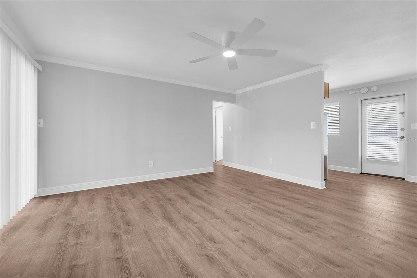 LAKE KILLARNEY CONDOMINIUM ASSN INC. - Residential