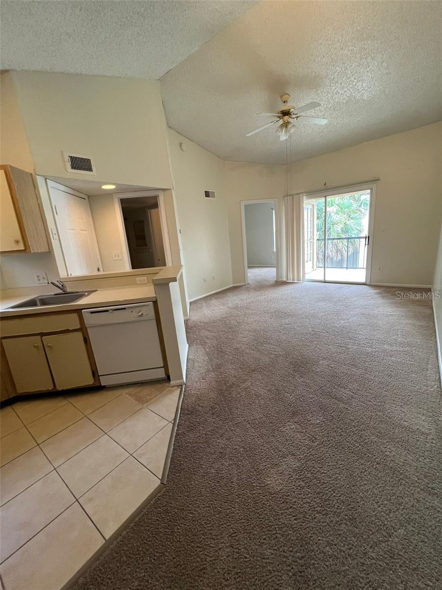 PLAZA/MILLENIUM - Residential Lease