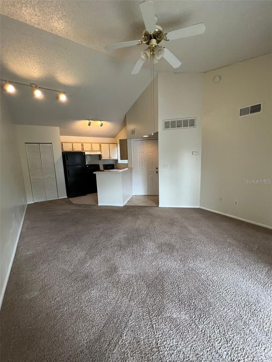 PLAZA/MILLENIUM - Residential Lease