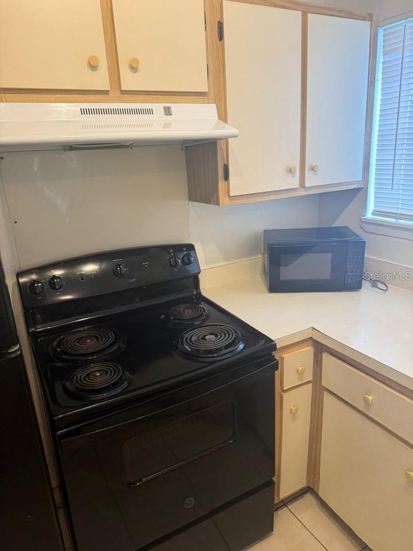 PLAZA/MILLENIUM - Residential Lease