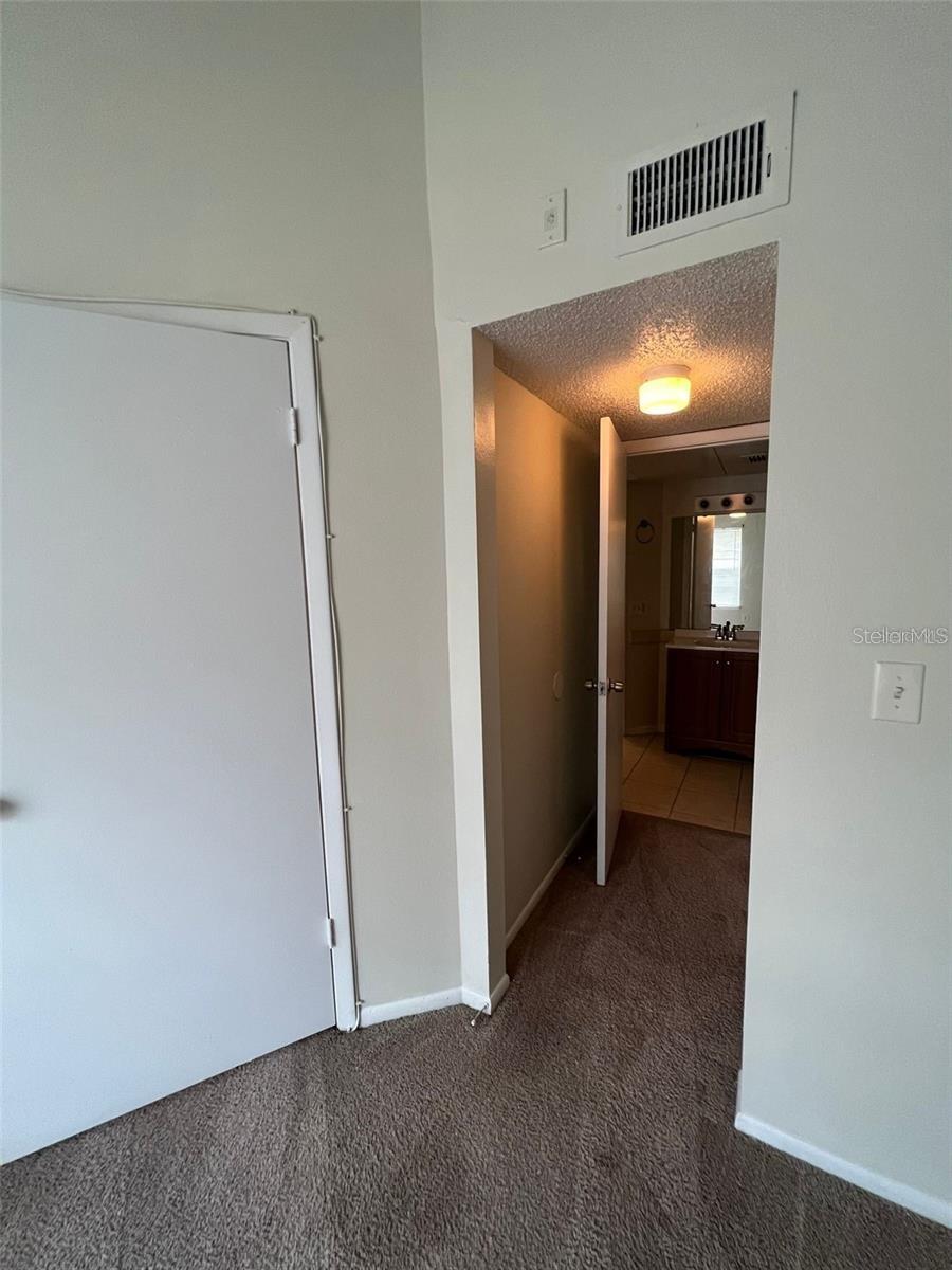 PLAZA/MILLENIUM - Residential Lease