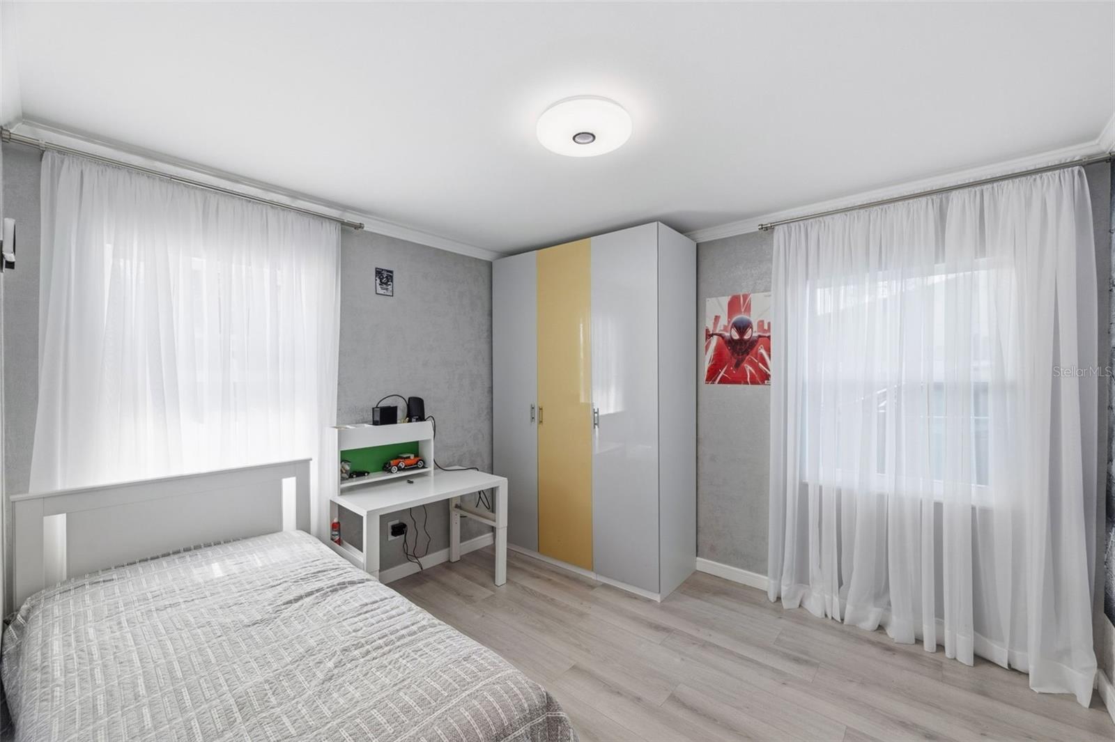 NEWPORT UNIT 1 - Residential