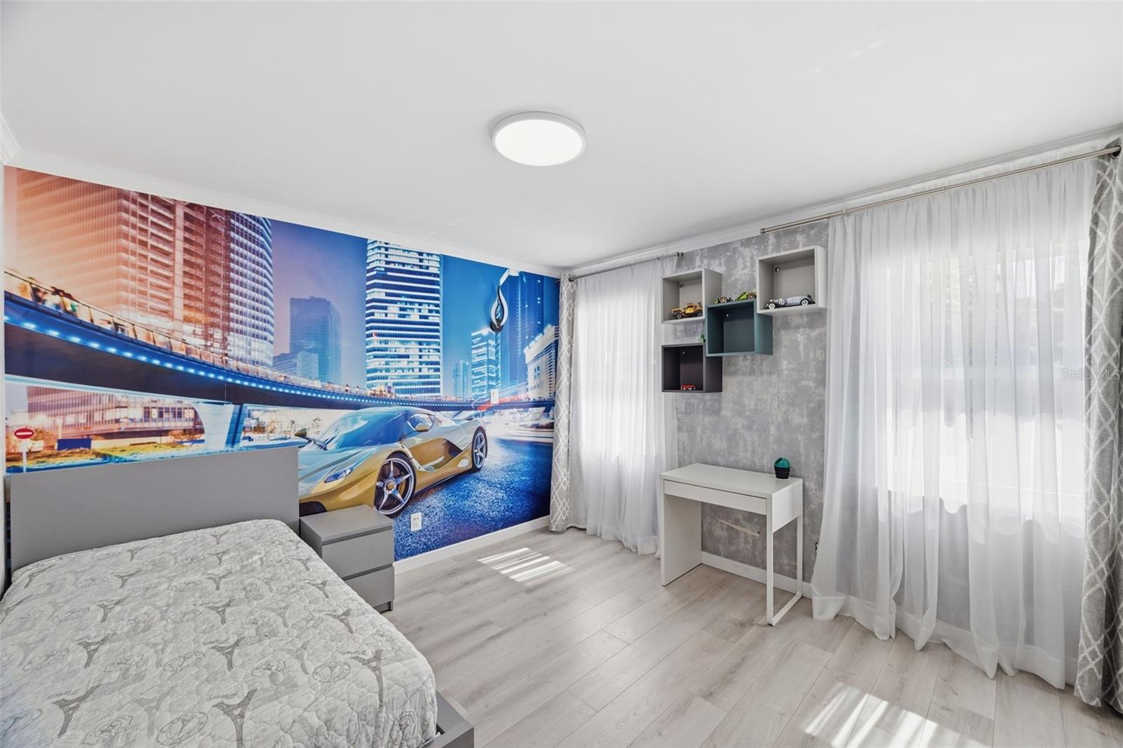 NEWPORT UNIT 1 - Residential