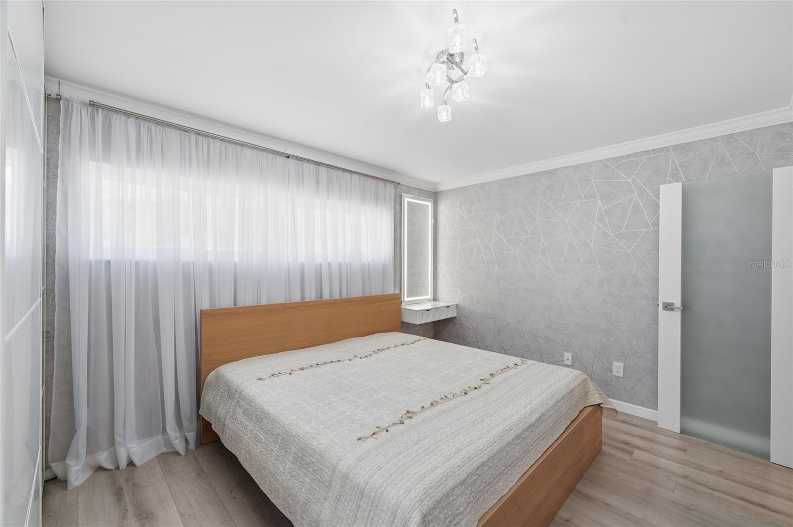NEWPORT UNIT 1 - Residential