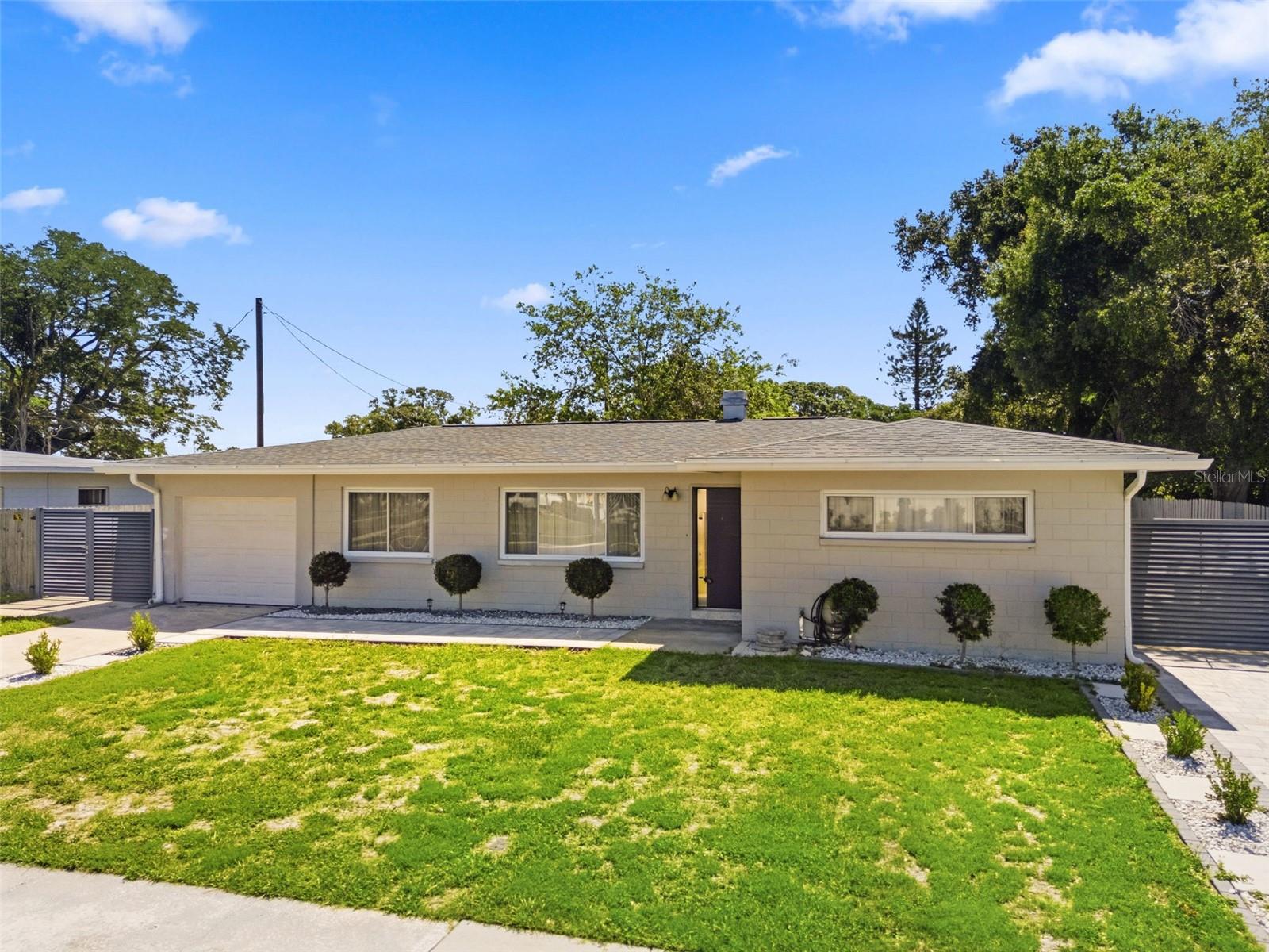 NEWPORT UNIT 1 - Residential