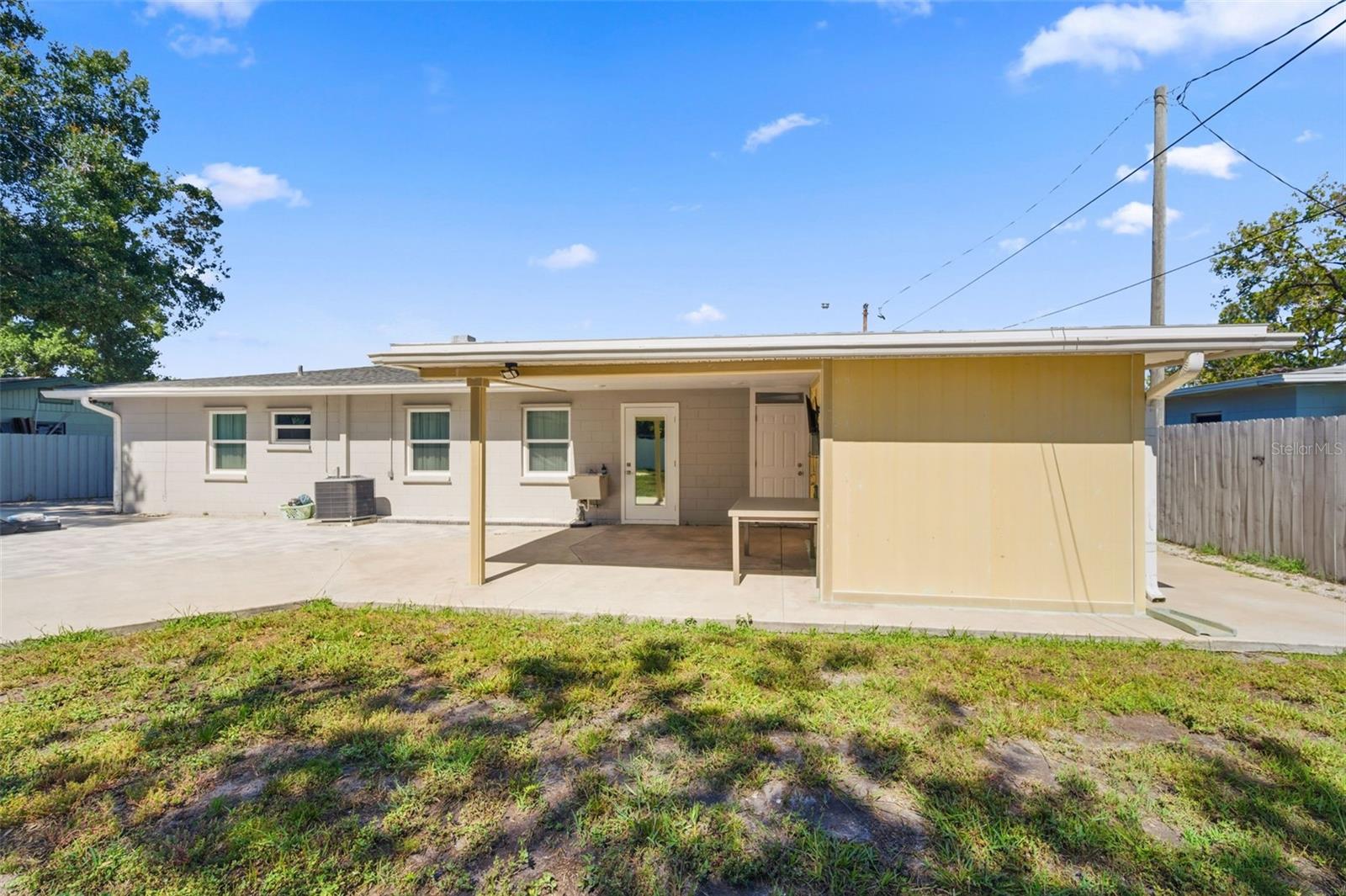 NEWPORT UNIT 1 - Residential
