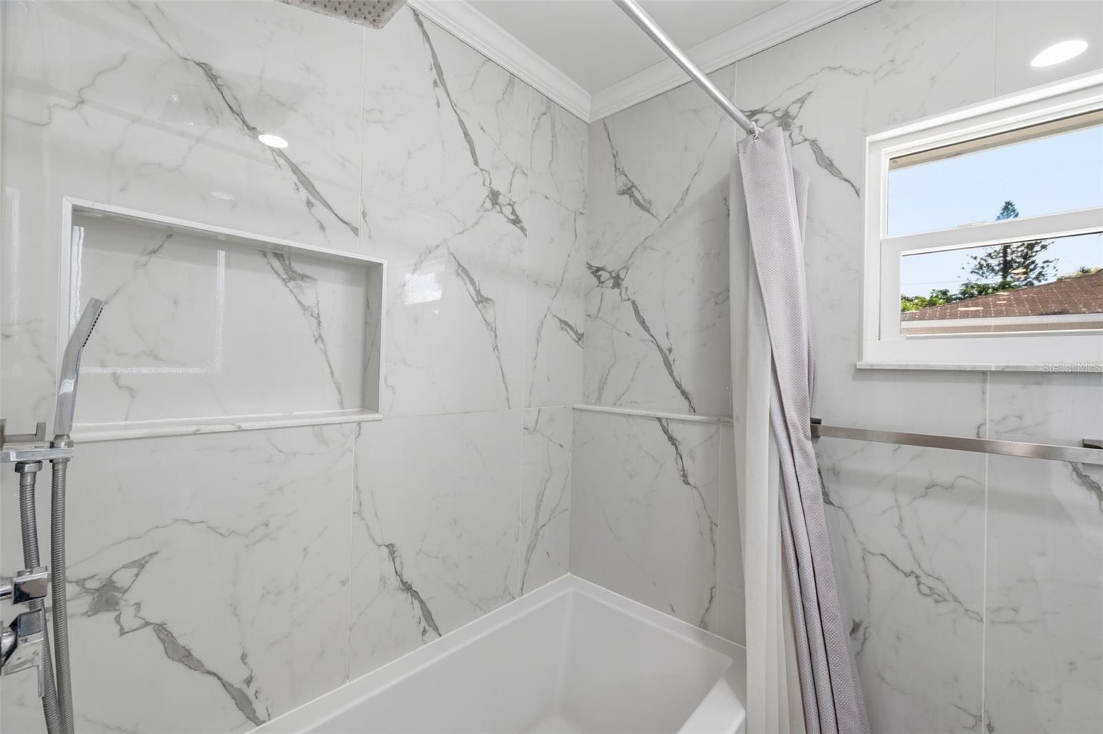 NEWPORT UNIT 1 - Residential