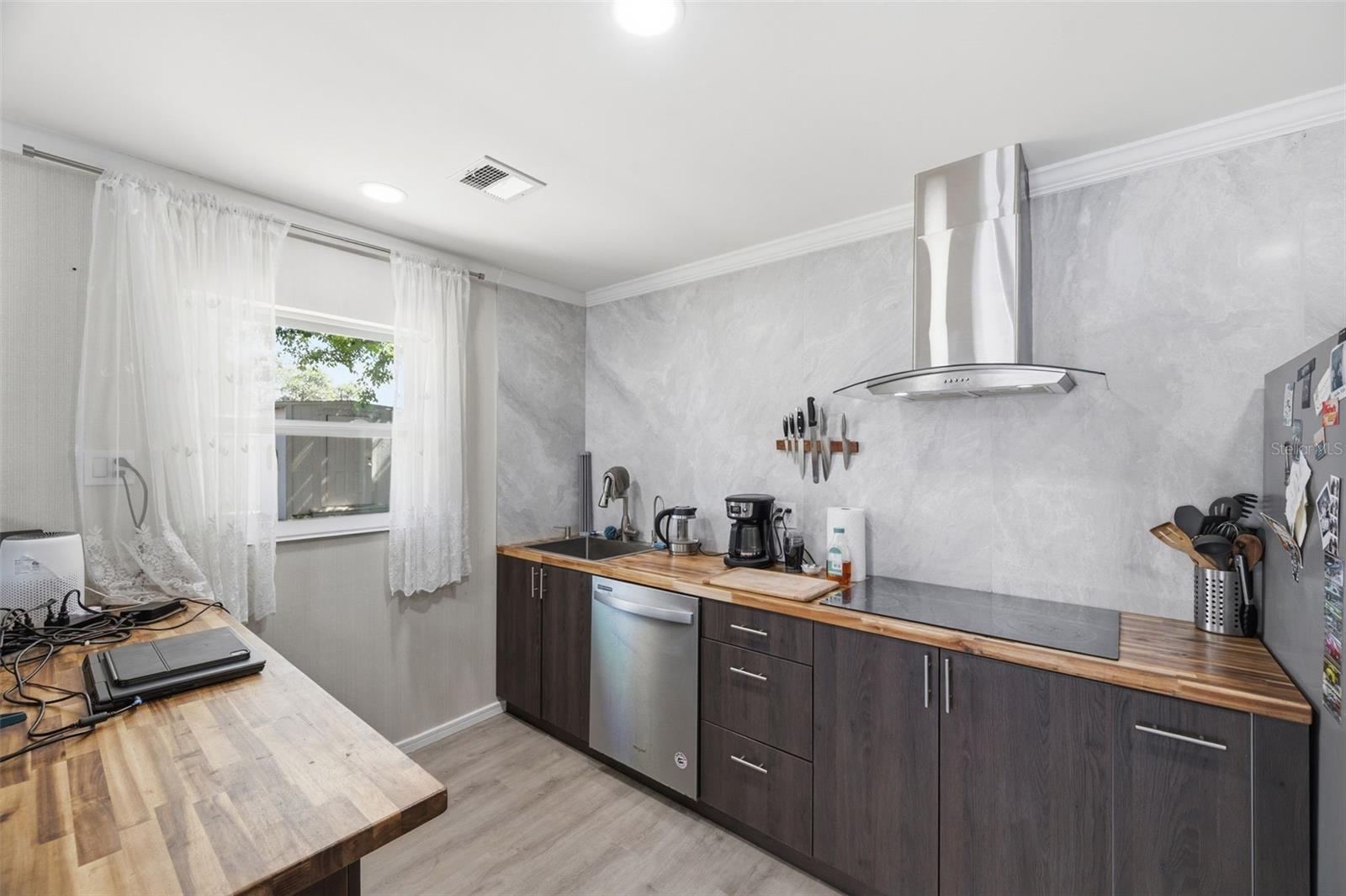 NEWPORT UNIT 1 - Residential