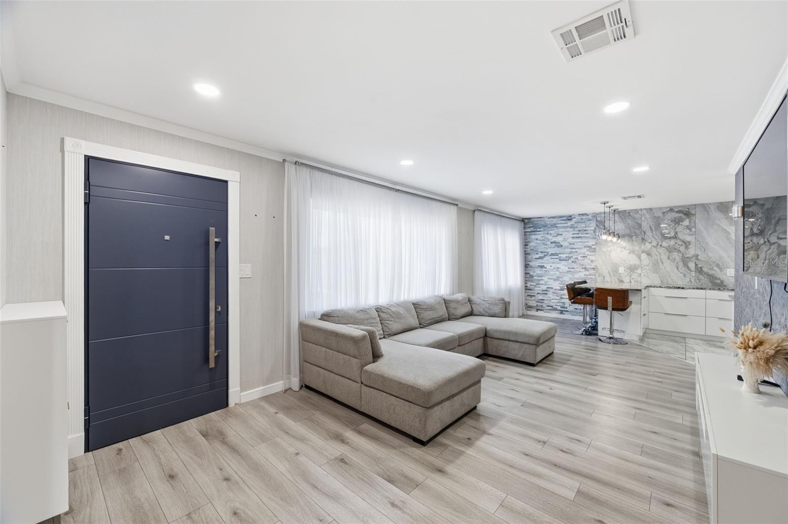NEWPORT UNIT 1 - Residential