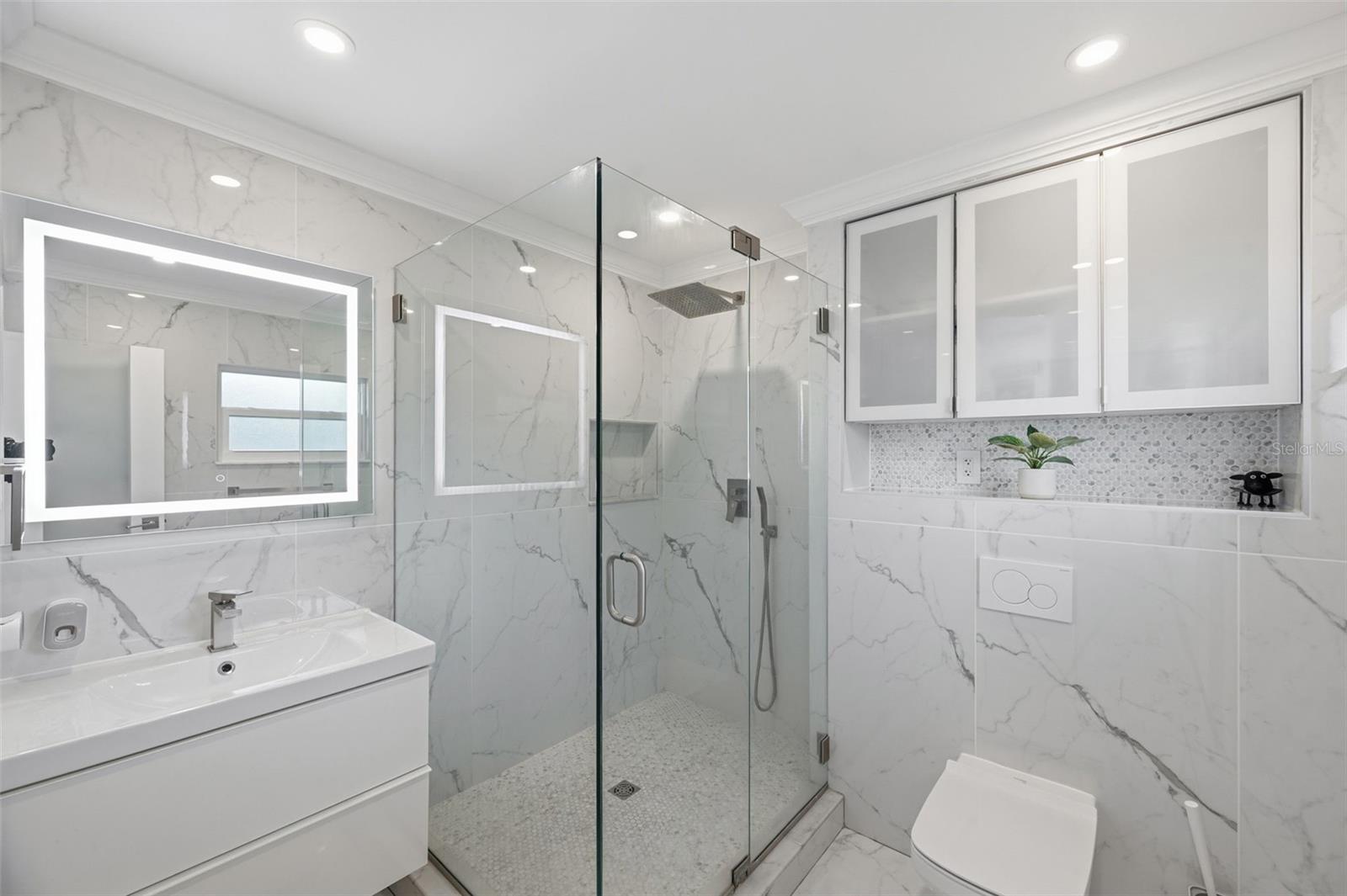 NEWPORT UNIT 1 - Residential