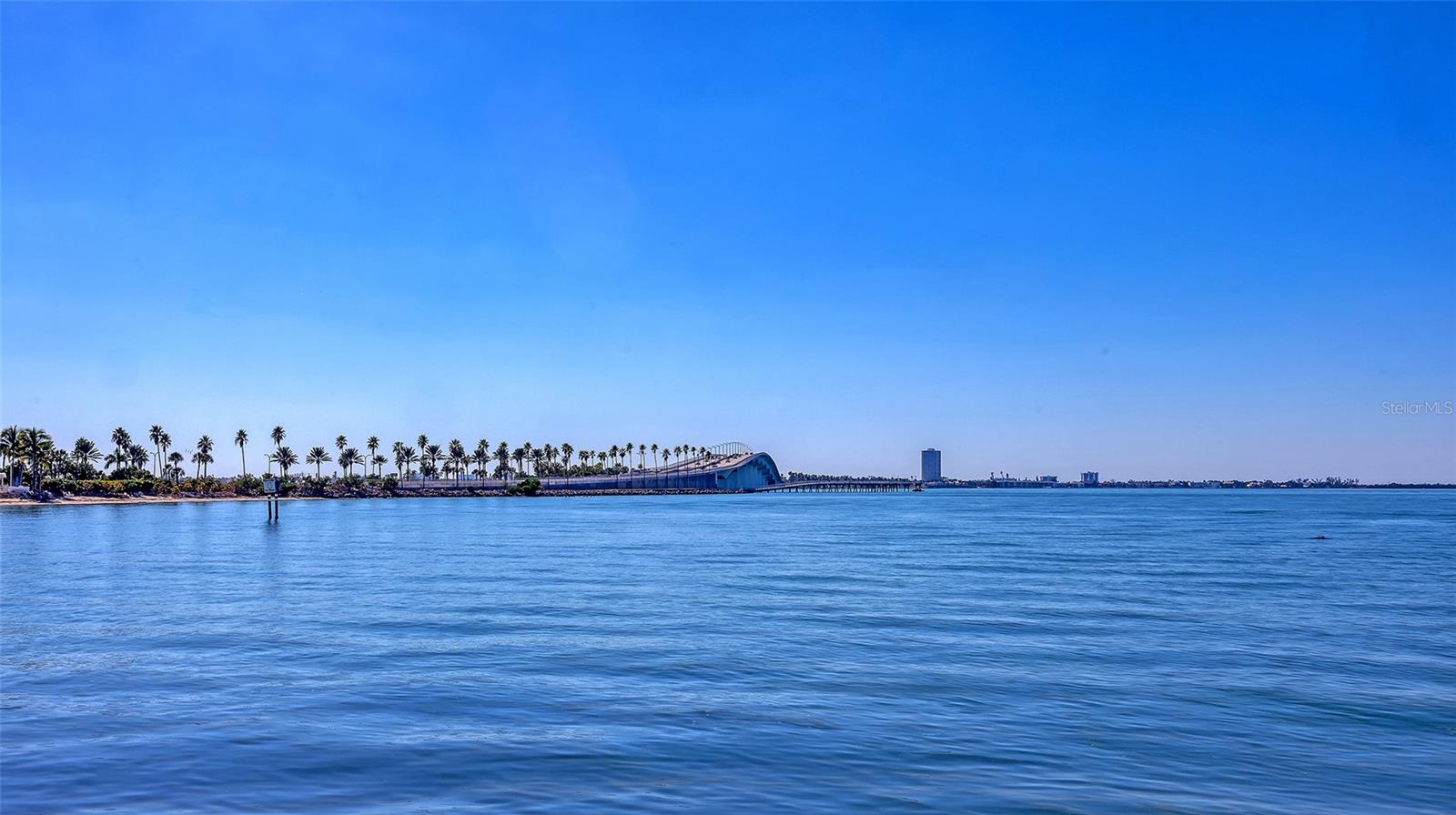 CONDO ON THE BAY - Residential Lease