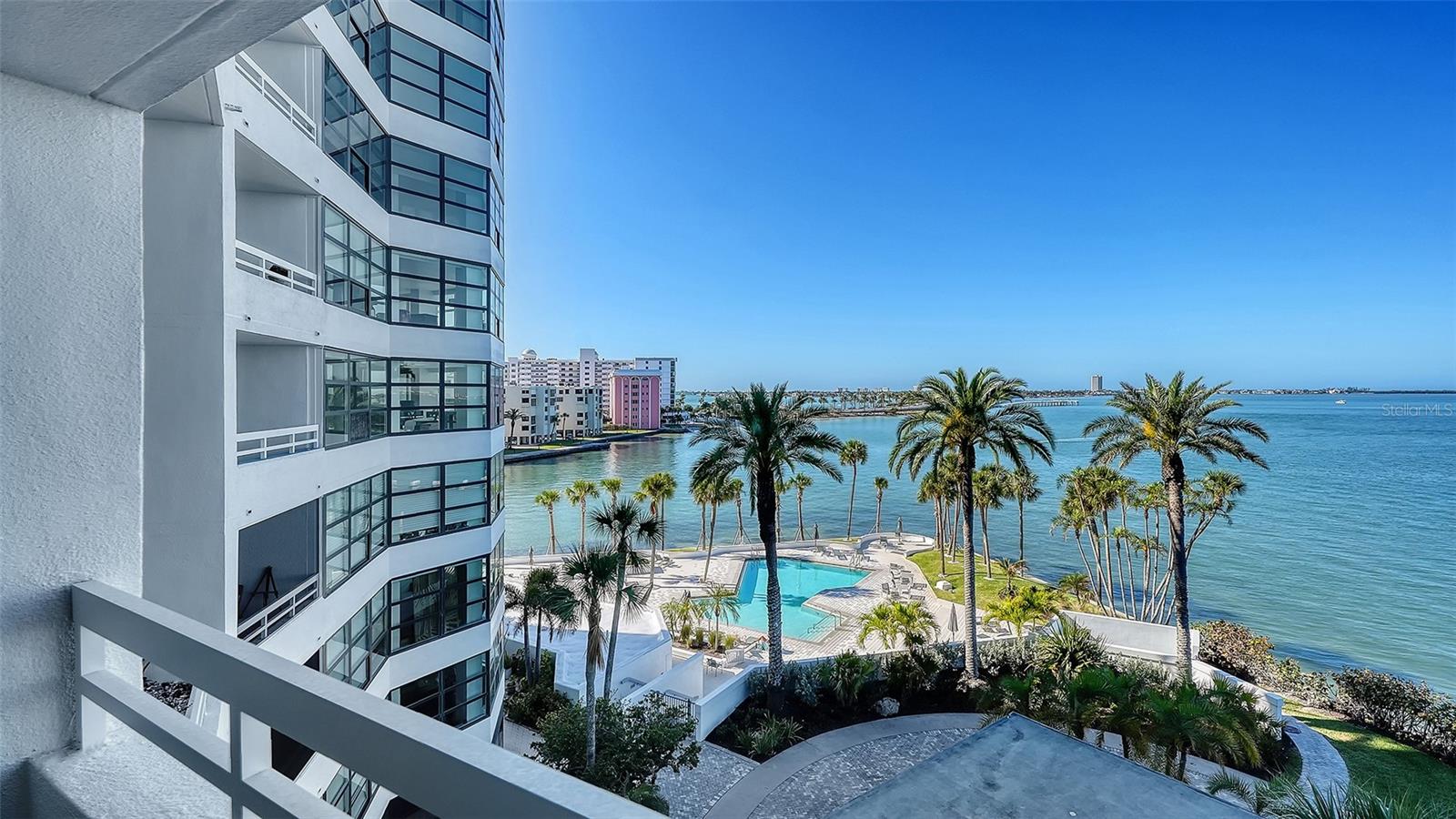 CONDO ON THE BAY - Residential Lease