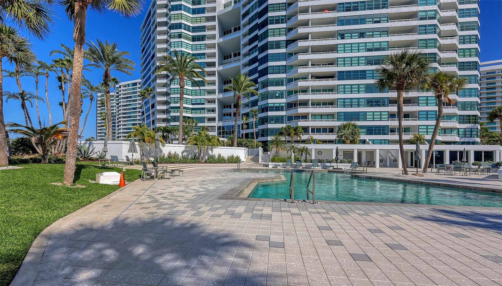 CONDO ON THE BAY - Residential Lease