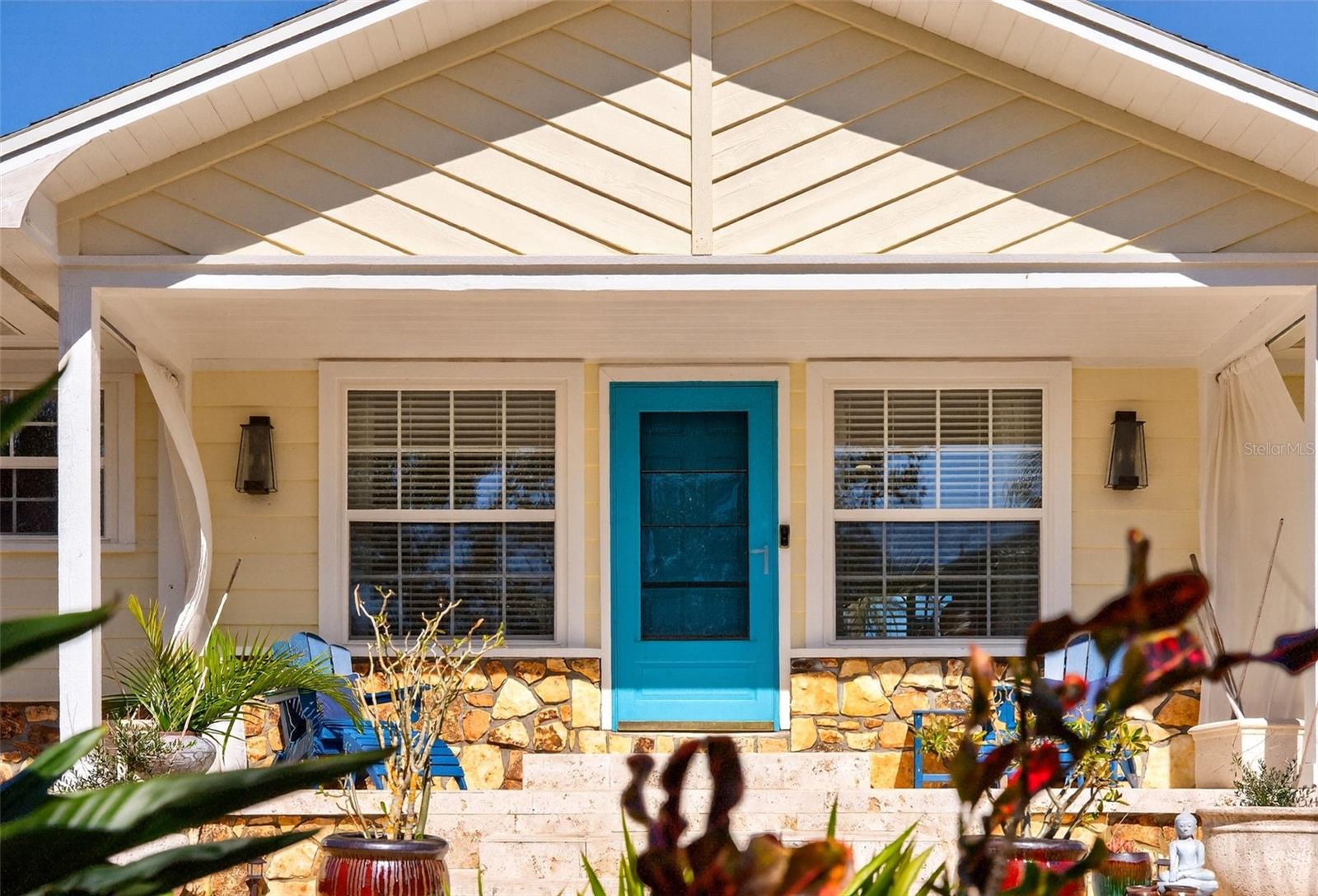 BAY POINT CORR OF - Residential