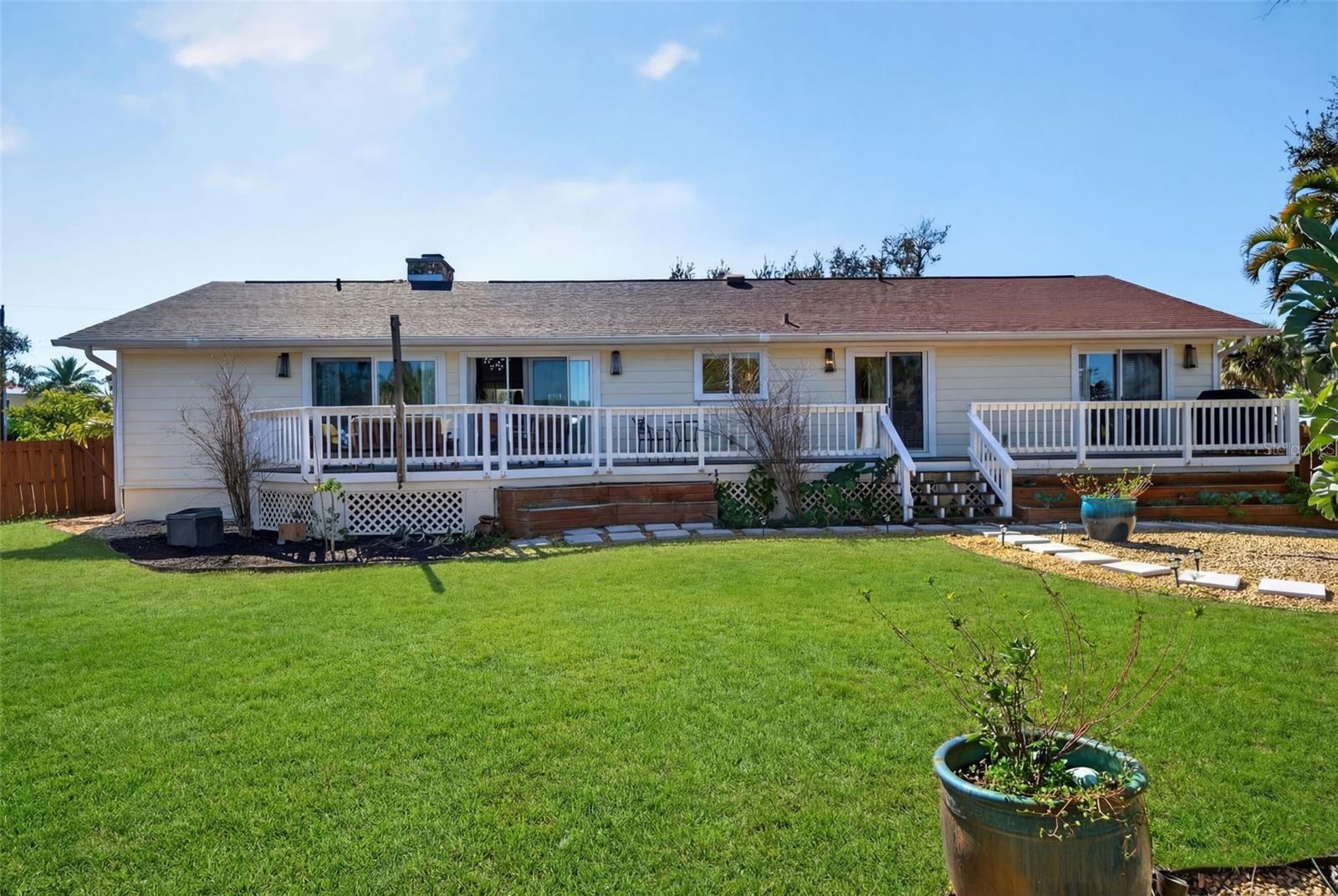 BAY POINT CORR OF - Residential