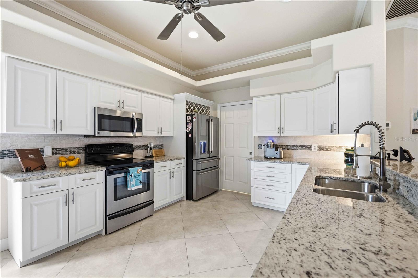 ROTONDA WEST WHITE MARSH - Residential