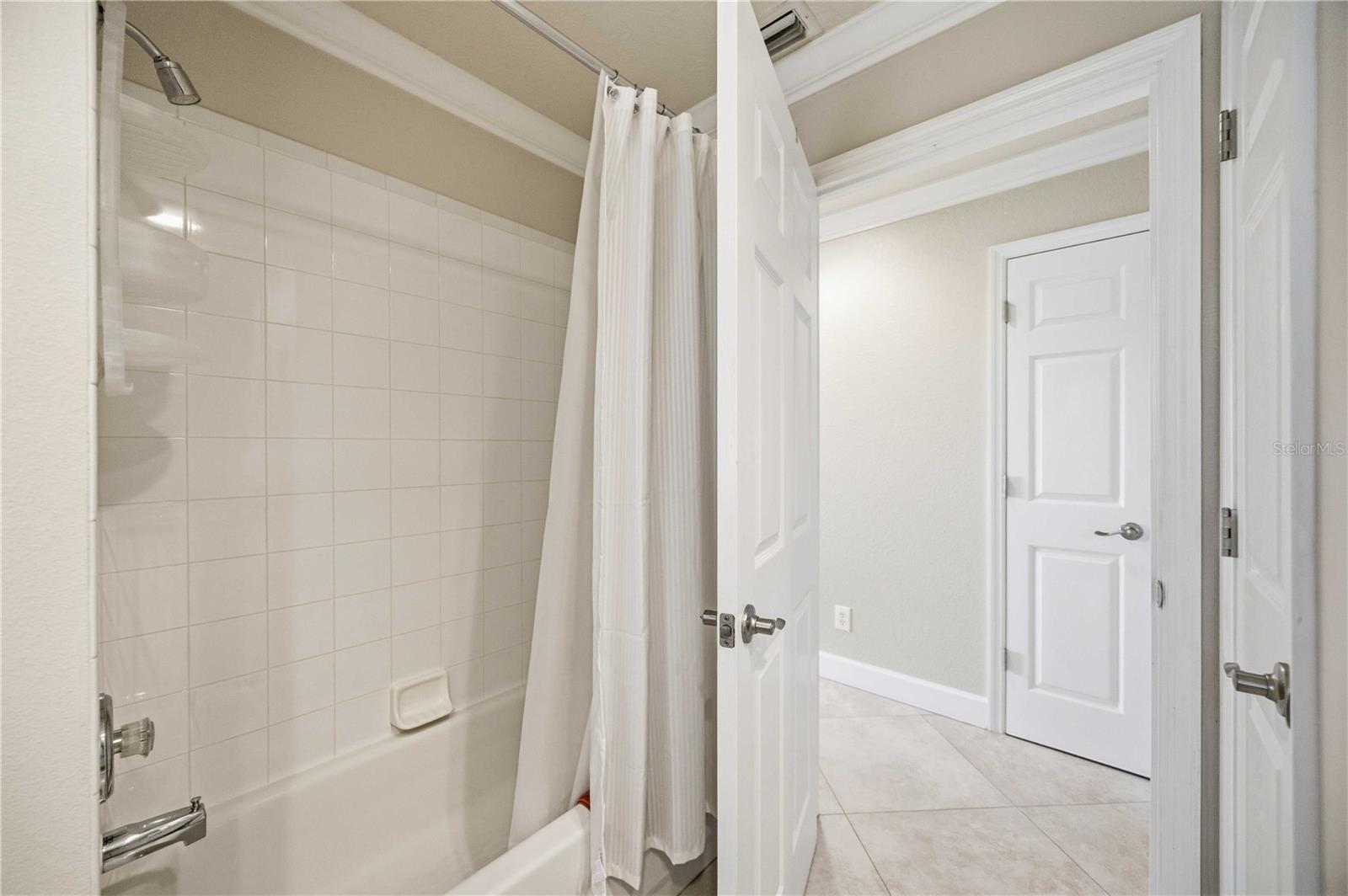 ROTONDA WEST WHITE MARSH - Residential