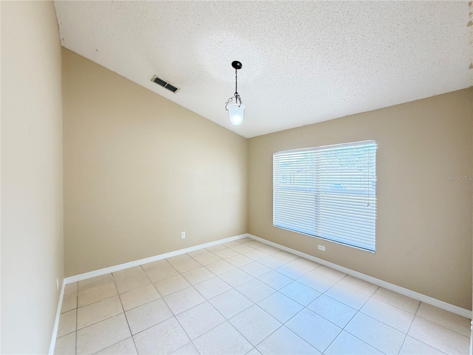 LEXINGTON ESTATES - Residential
