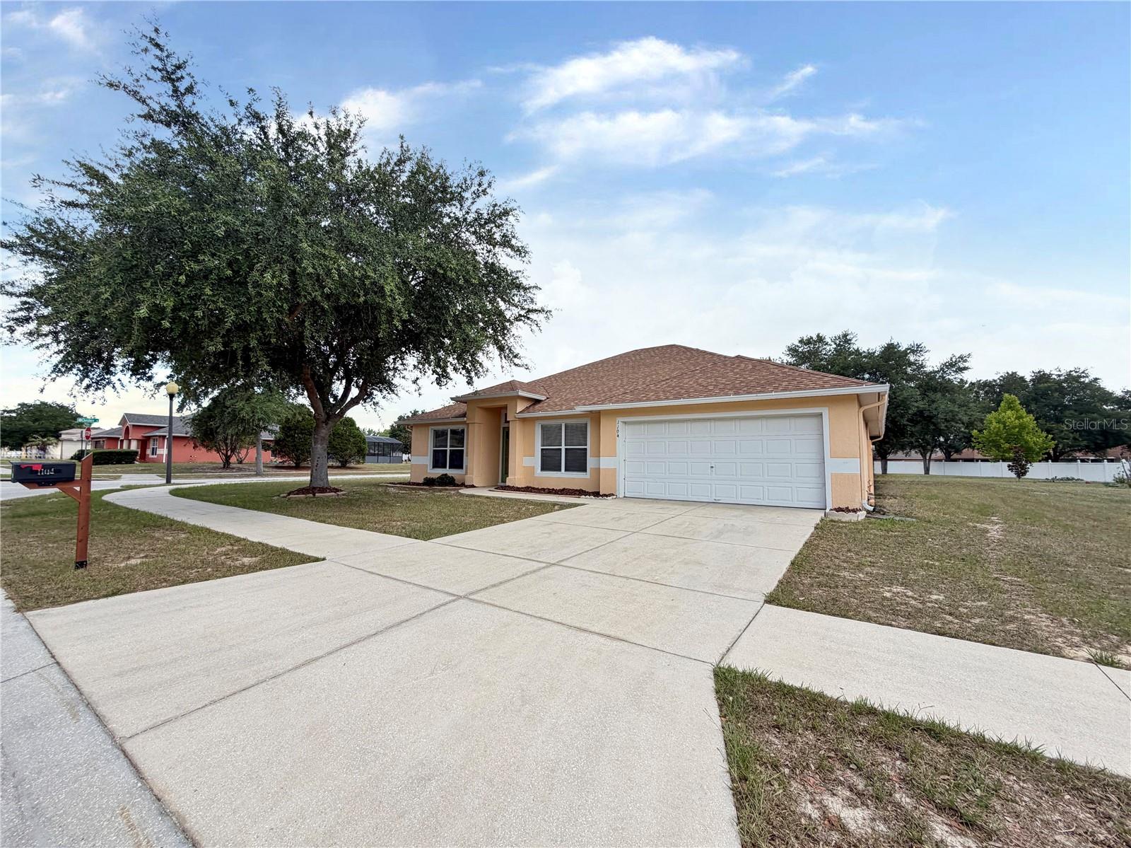 LEXINGTON ESTATES - Residential
