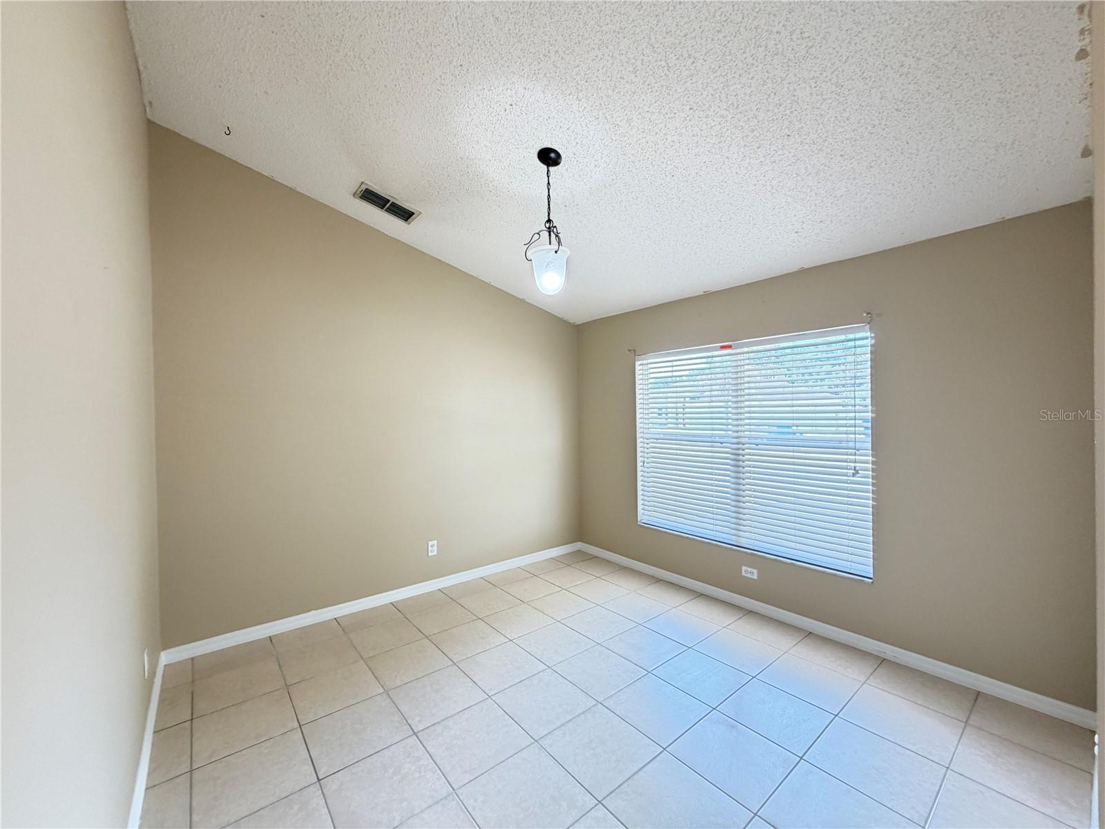 LEXINGTON ESTATES - Residential